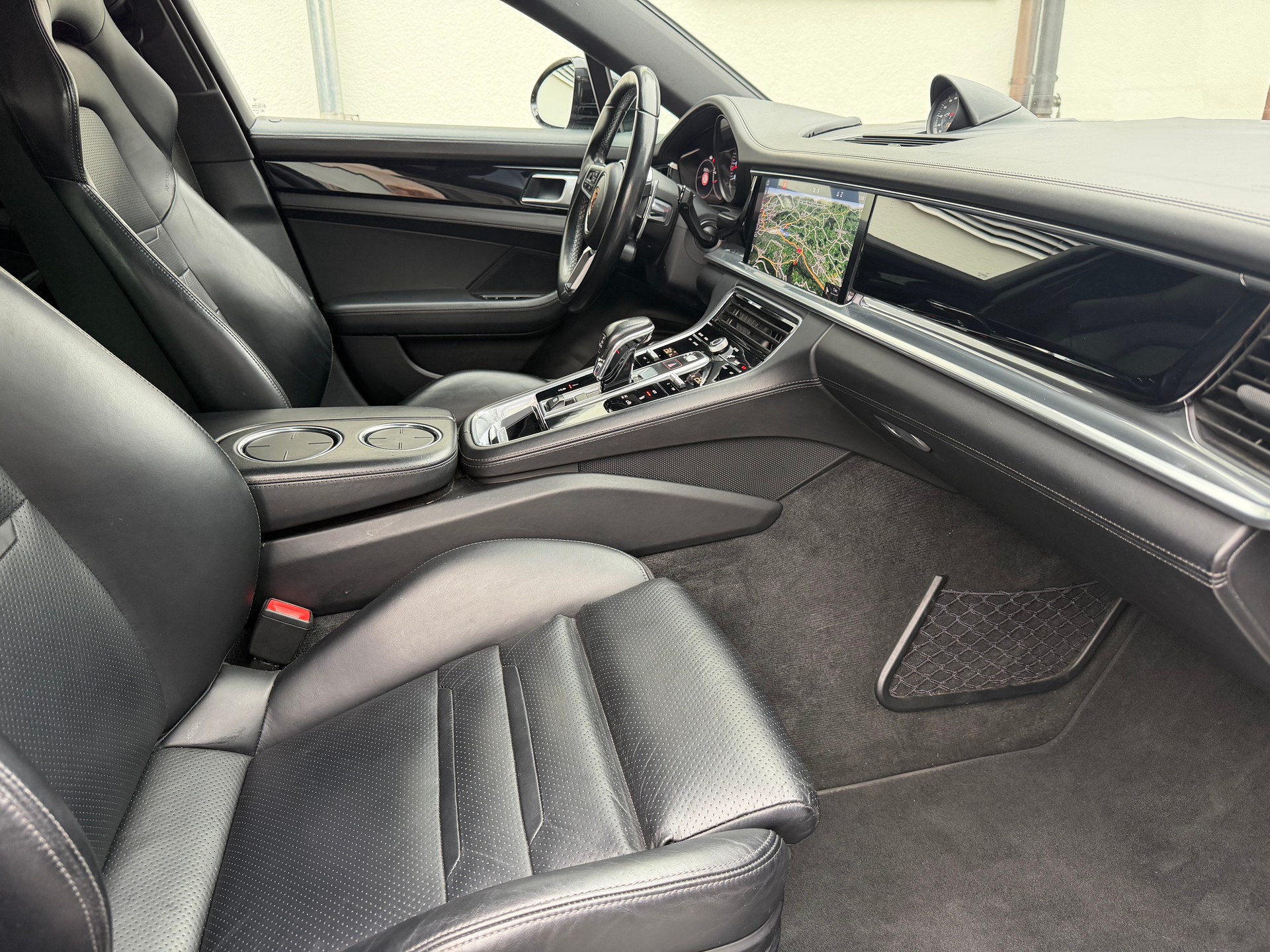 PORSCHE Panamera 4S PDK-image-15