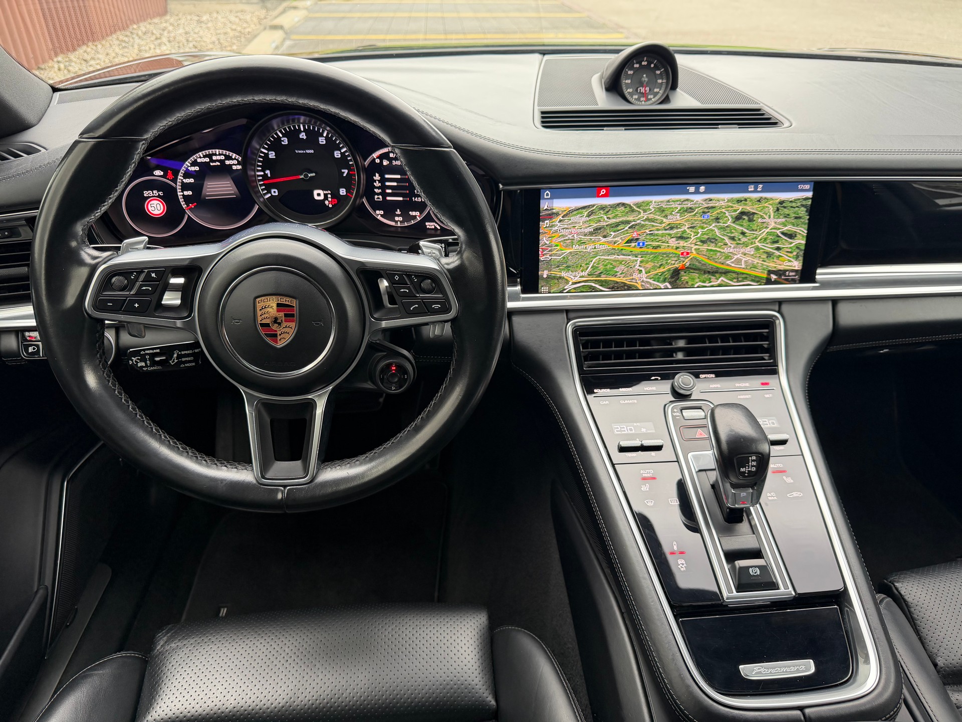 PORSCHE Panamera 4S PDK-image-19