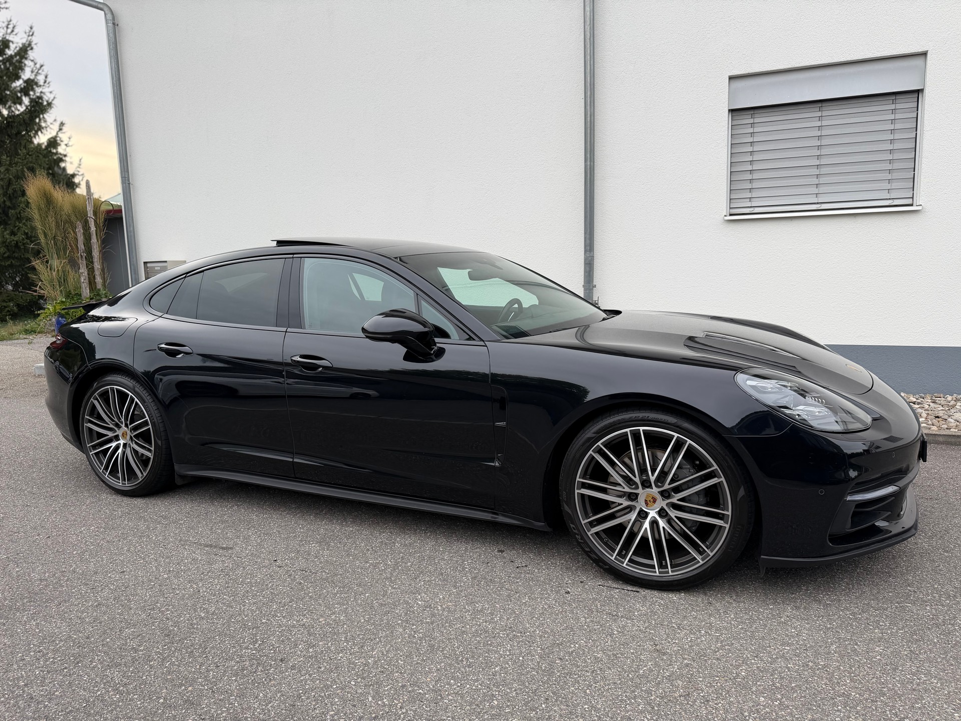 PORSCHE Panamera 4S PDK-image-3