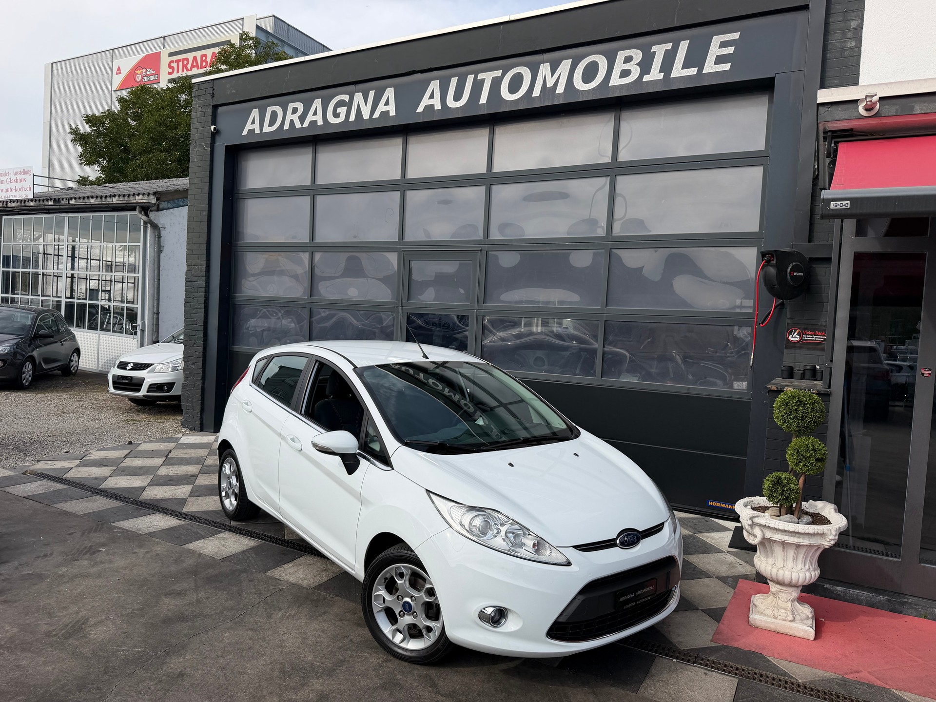 FORD Fiesta 1.4 16V Titanium-image-0