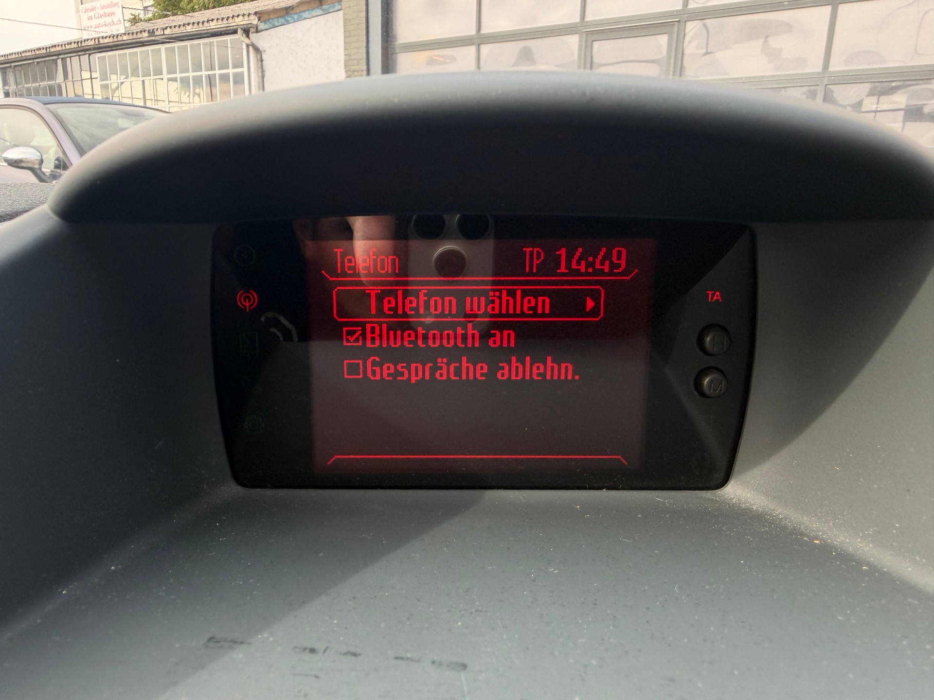 FORD Fiesta 1.4 16V Titanium-image-21