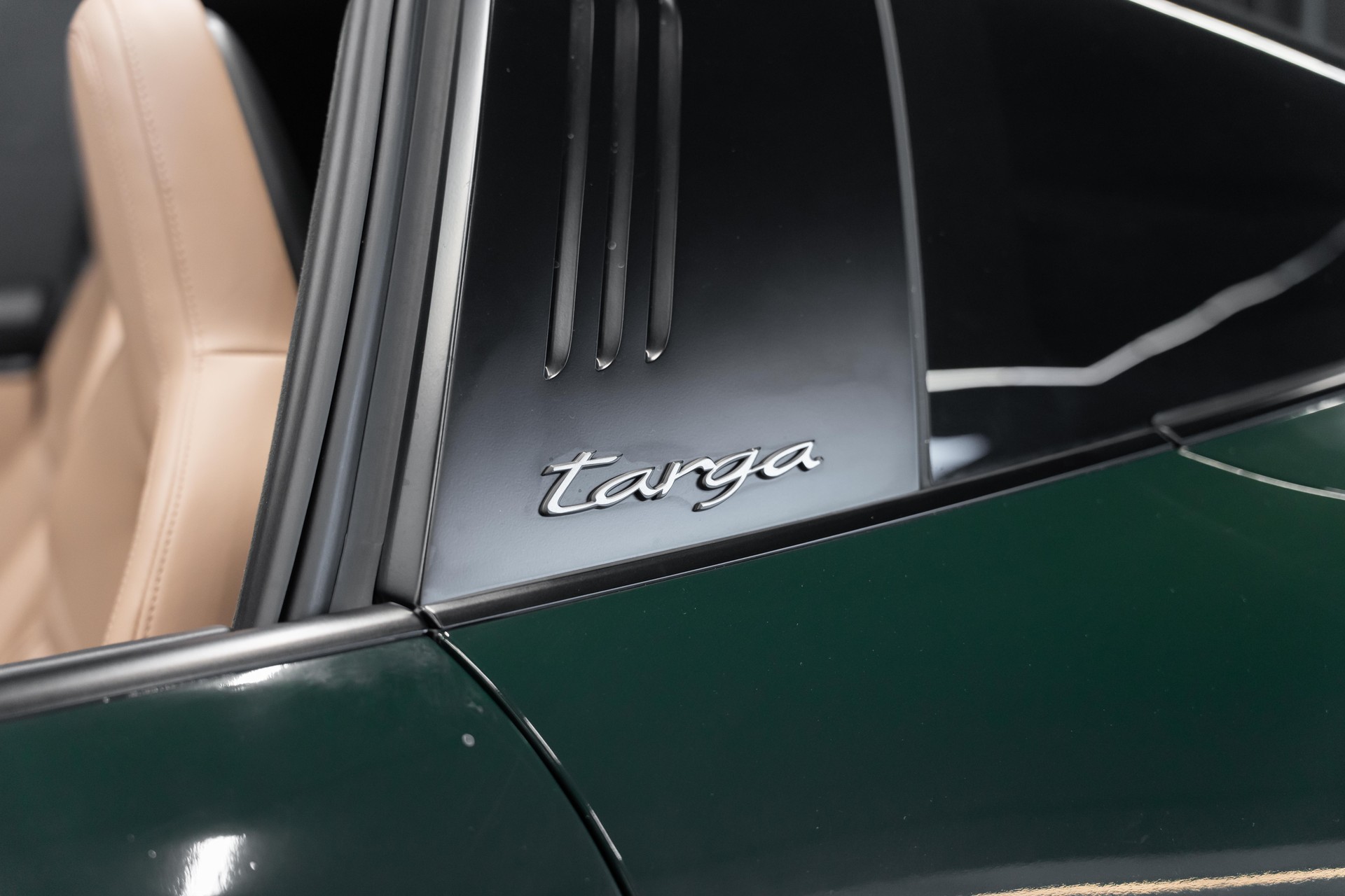 PORSCHE 911 Targa 4 GTS PDK / Porsche Approved / 8 Fach berädert uvm...-image-11