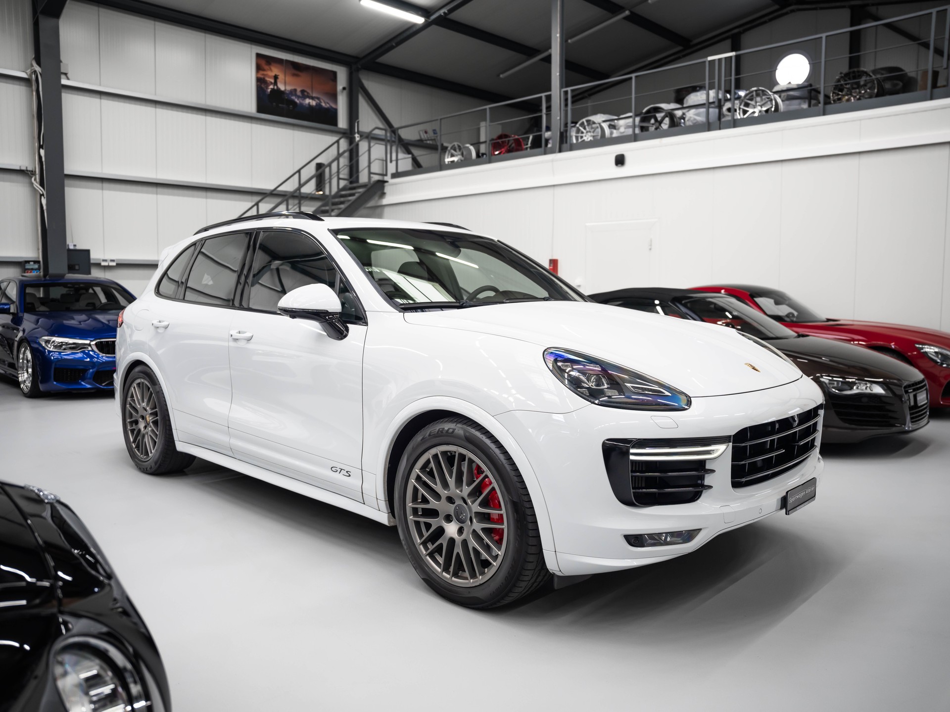 PORSCHE Cayenne GTS-image-4