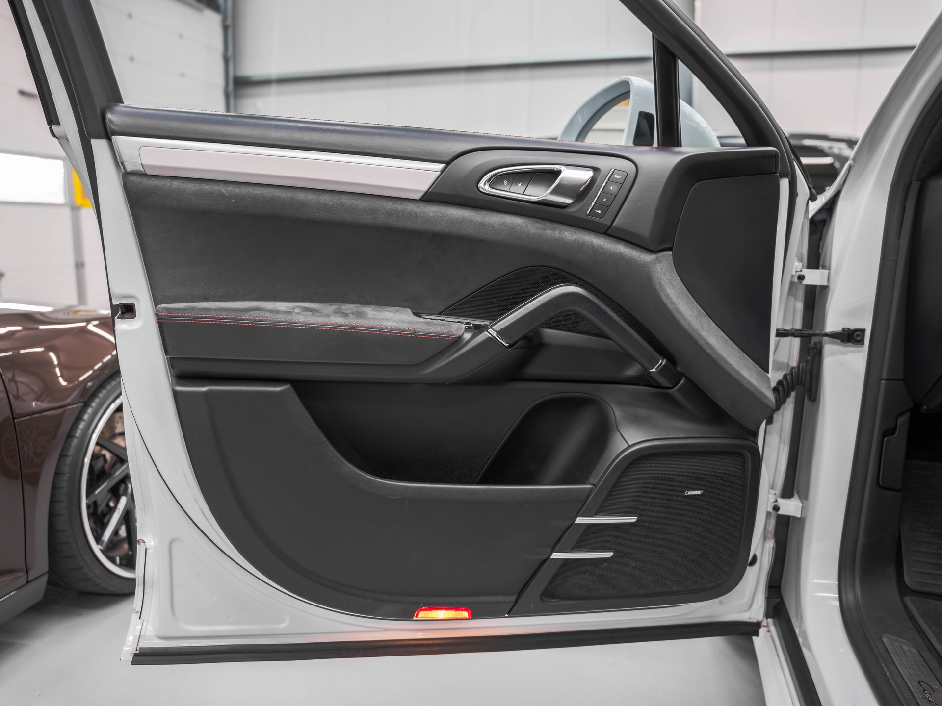 PORSCHE Cayenne GTS-image-19