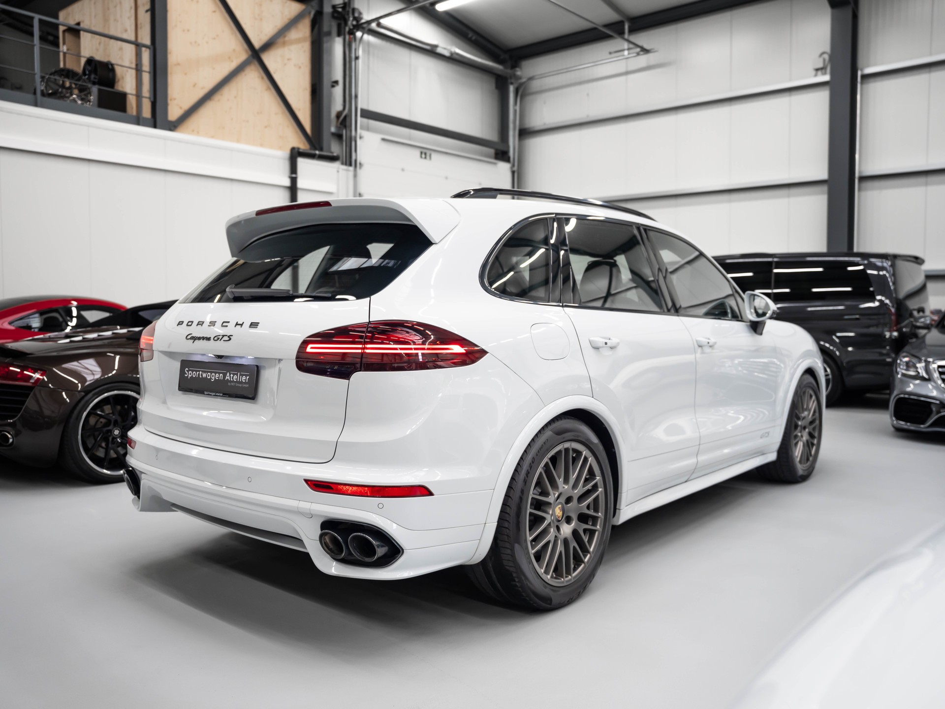 PORSCHE Cayenne GTS-image-3