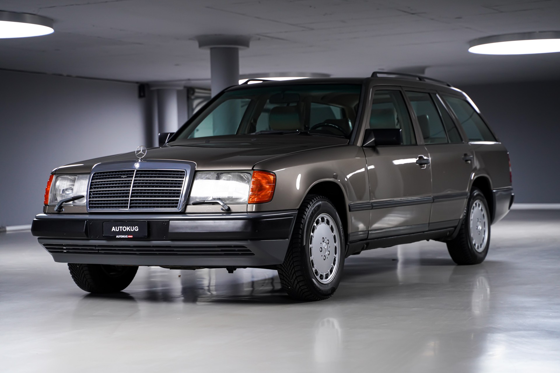 MERCEDES-BENZ 300 TE 4-Matic