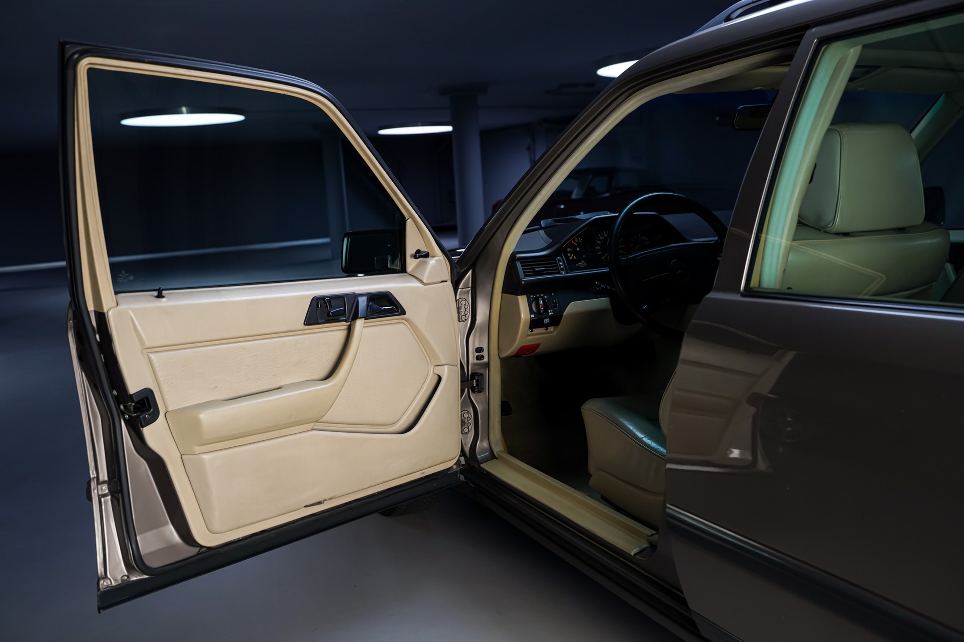 MERCEDES-BENZ 300 TE 4-Matic-image-8
