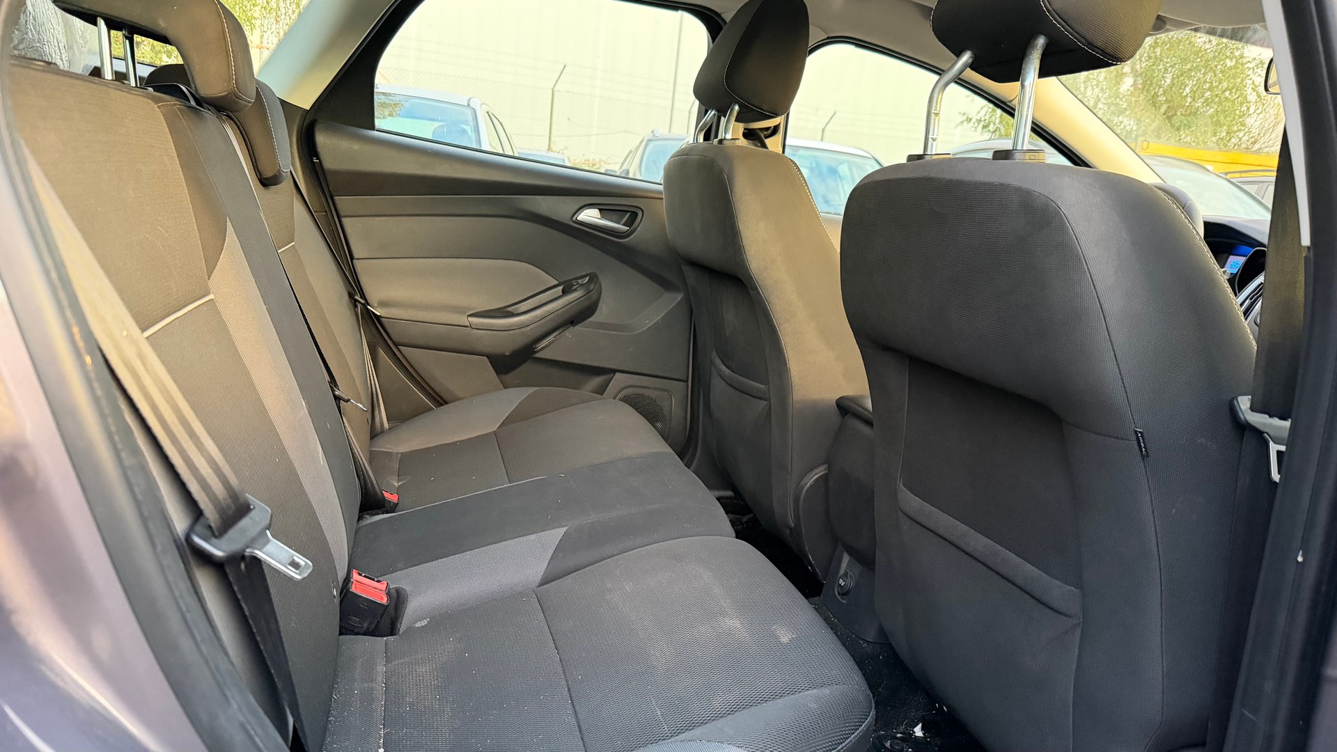 FORD Focus 1.0 SCTi Titanium-image-11