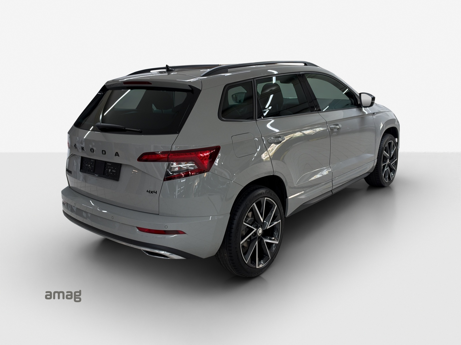 SKODA Karoq 2.0 TSI SportLine 4x4 DSG-image-4
