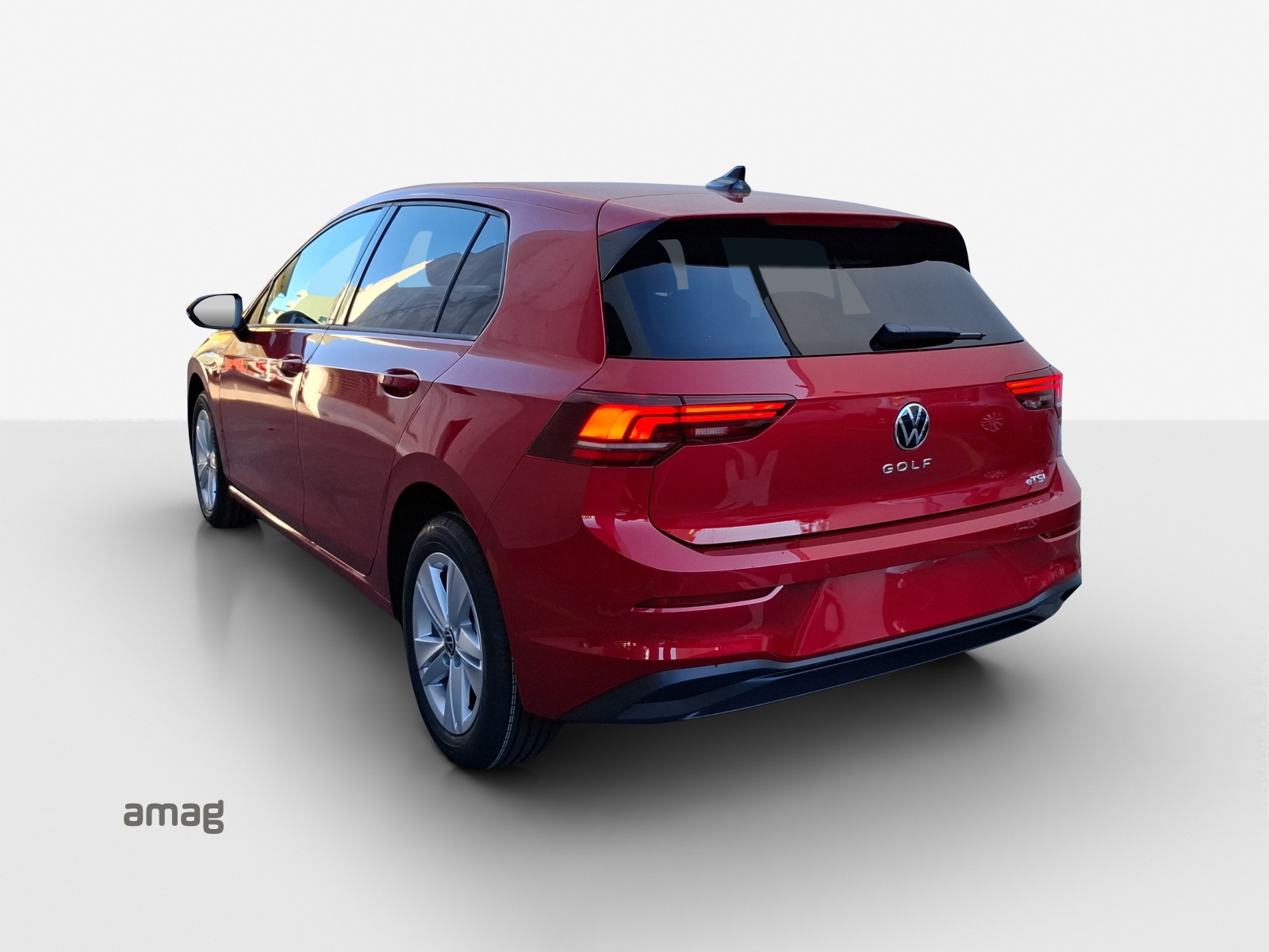 VW Golf 1.5 e TSI mHEV Value DSG-image-2