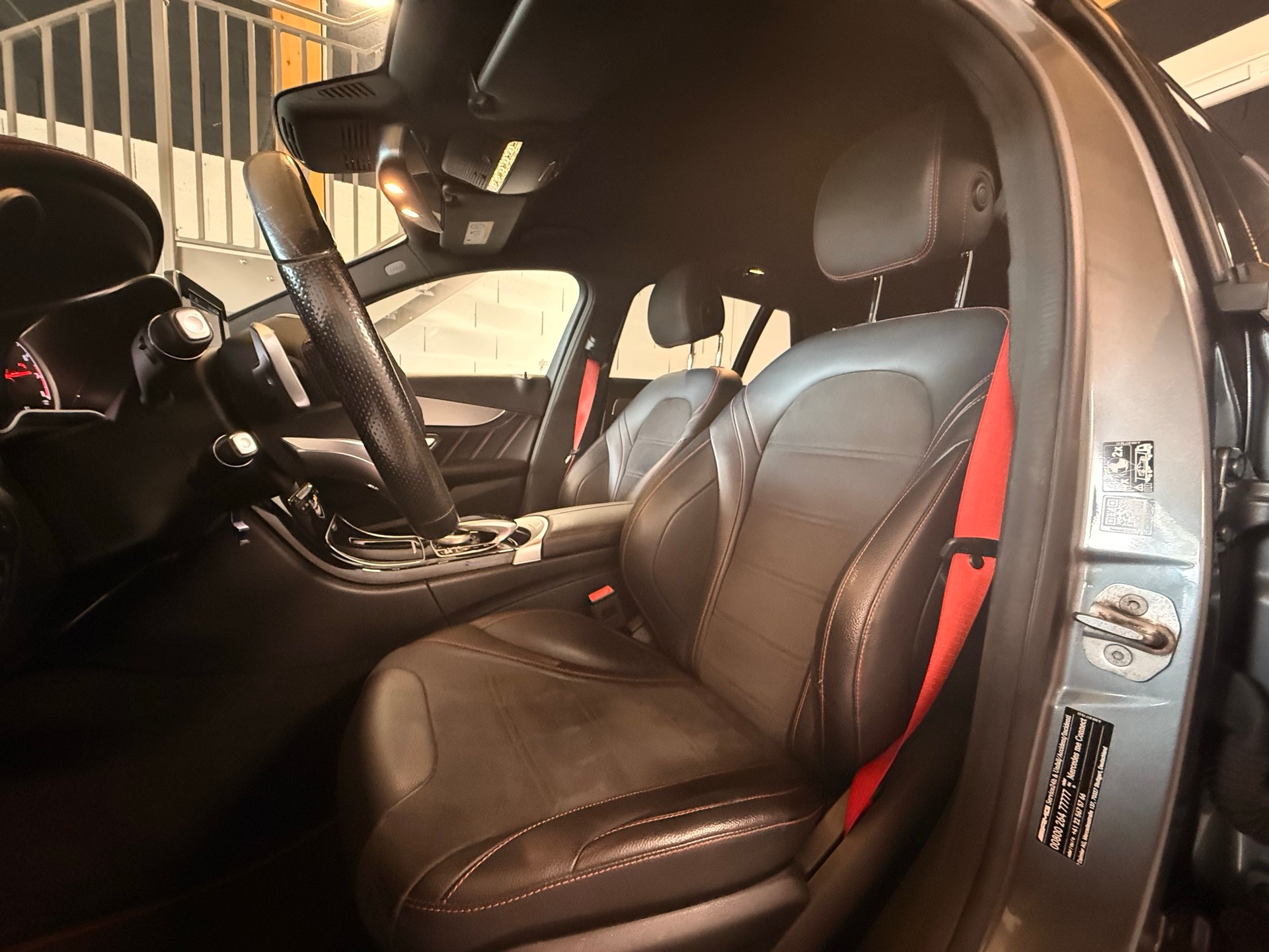 MERCEDES-BENZ C 43 AMG 4Matic 9G-Tronic-image-9