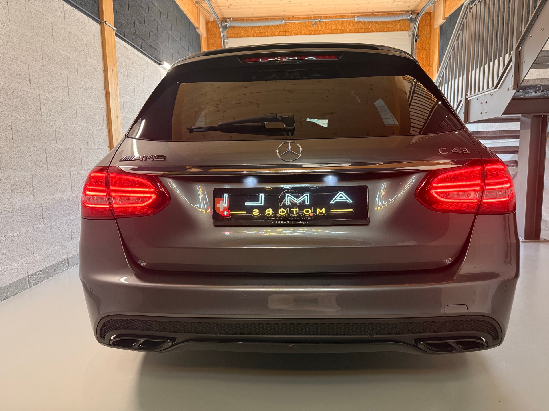 MERCEDES-BENZ C 43 AMG 4Matic 9G-Tronic-image-3