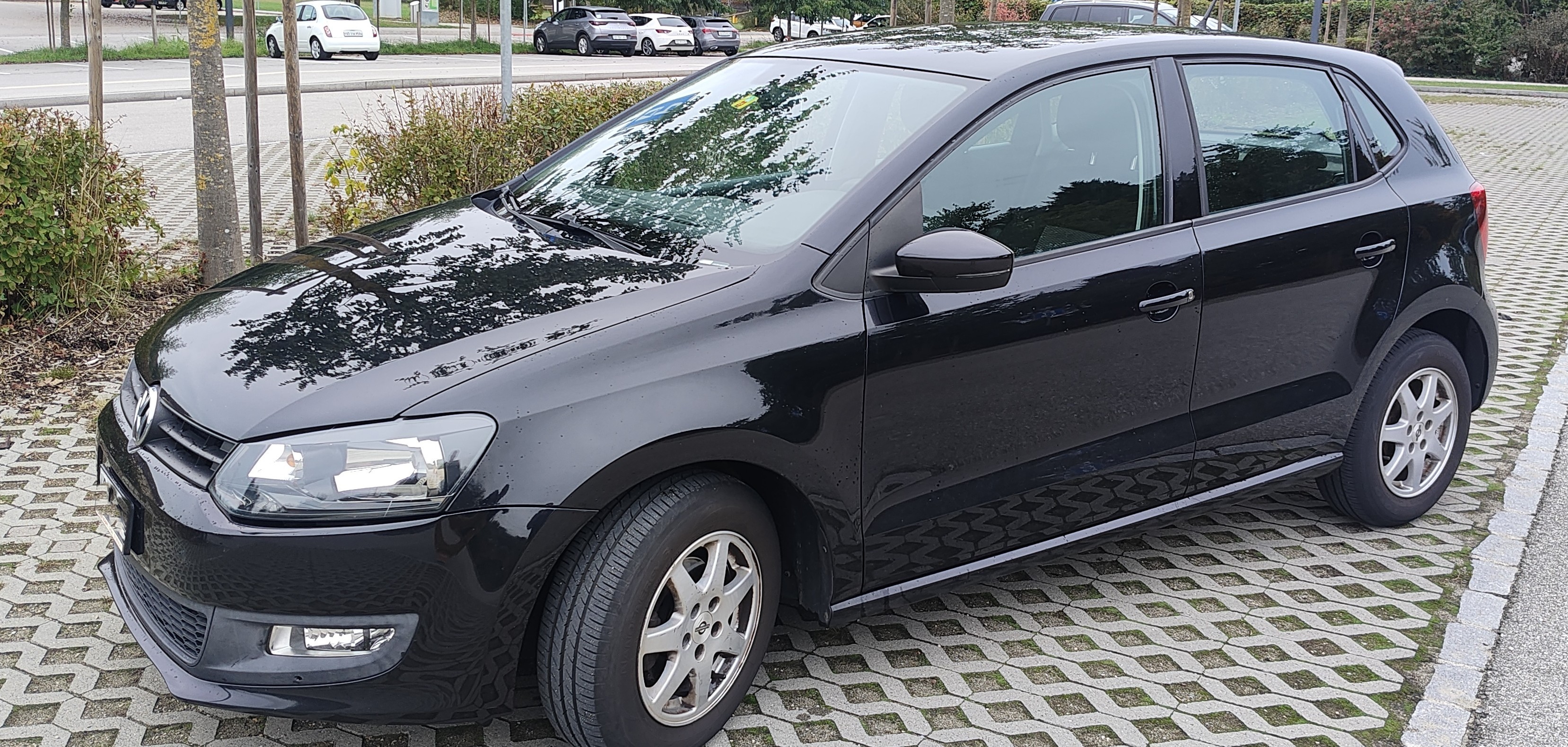 Car photo