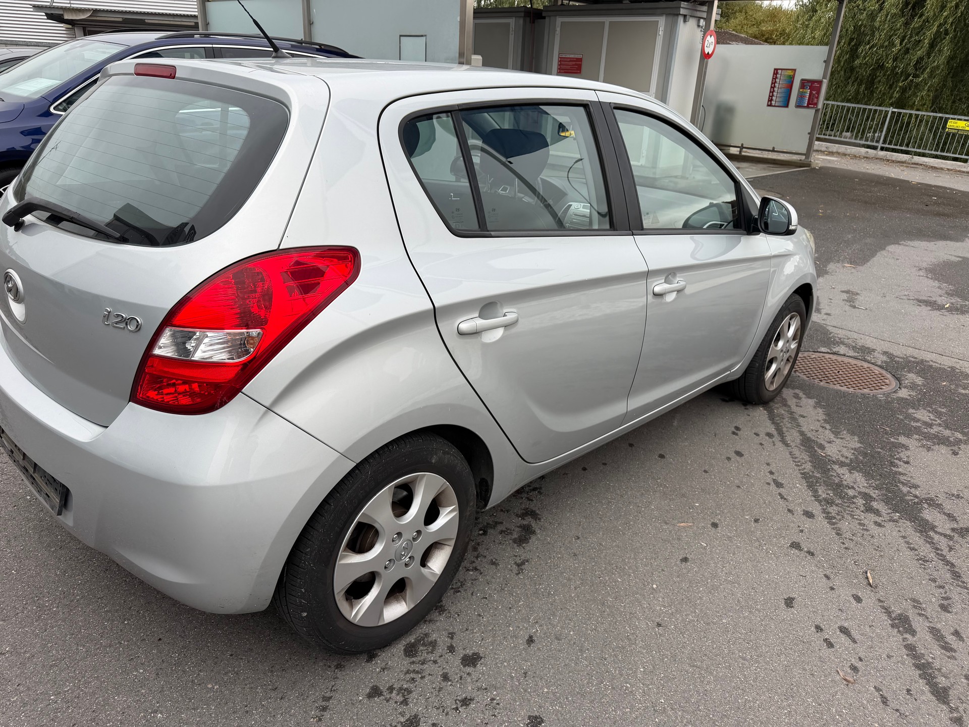 HYUNDAI i20 1.4 Style-image-3