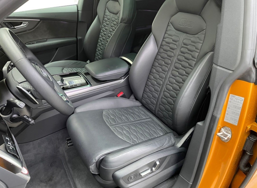 AUDI RSQ8 KERAMIK-PANO-CARBON-image-10