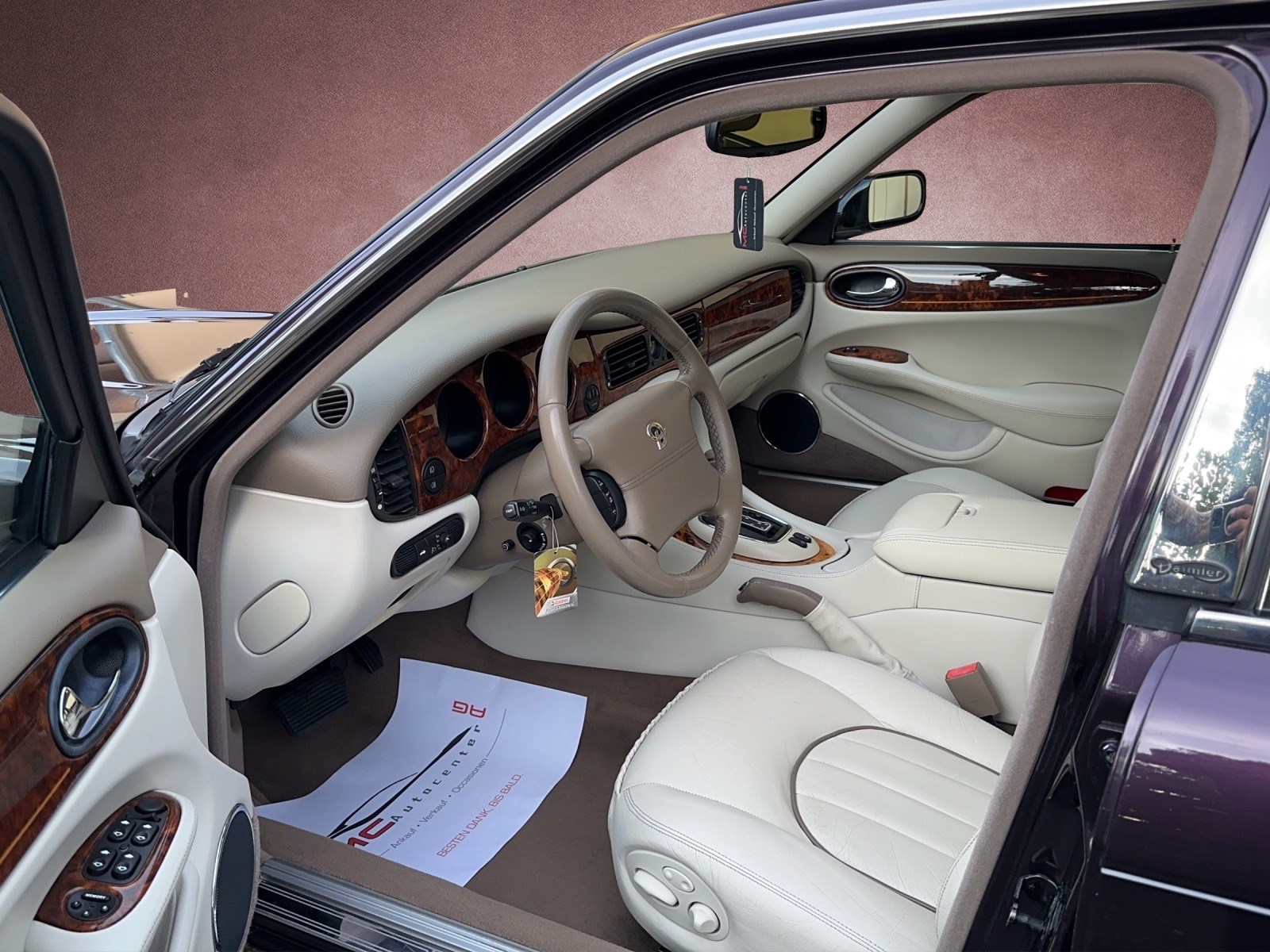 DAIMLER V8 4.0 284 PS-image-5