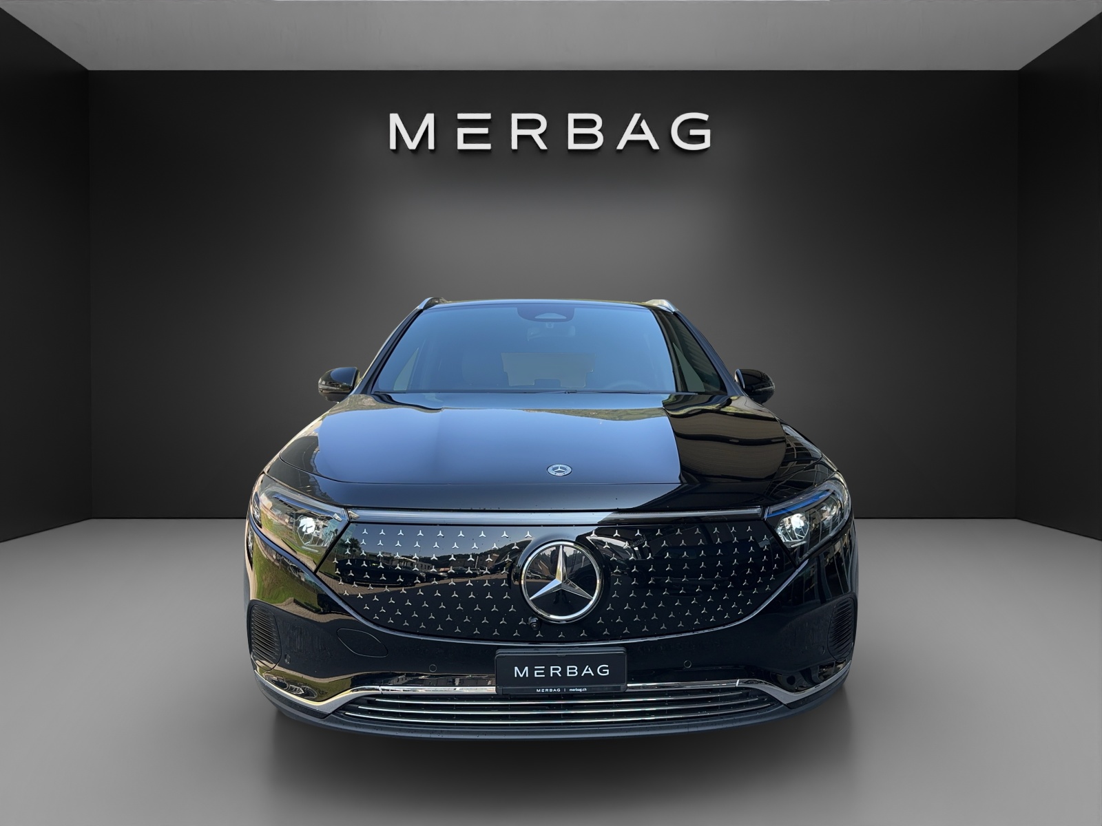 MERCEDES-BENZ EQA 300 4Matic-image-6