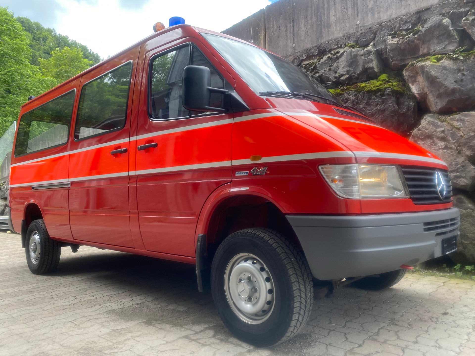MERCEDES-BENZ 4x4 312-image-1