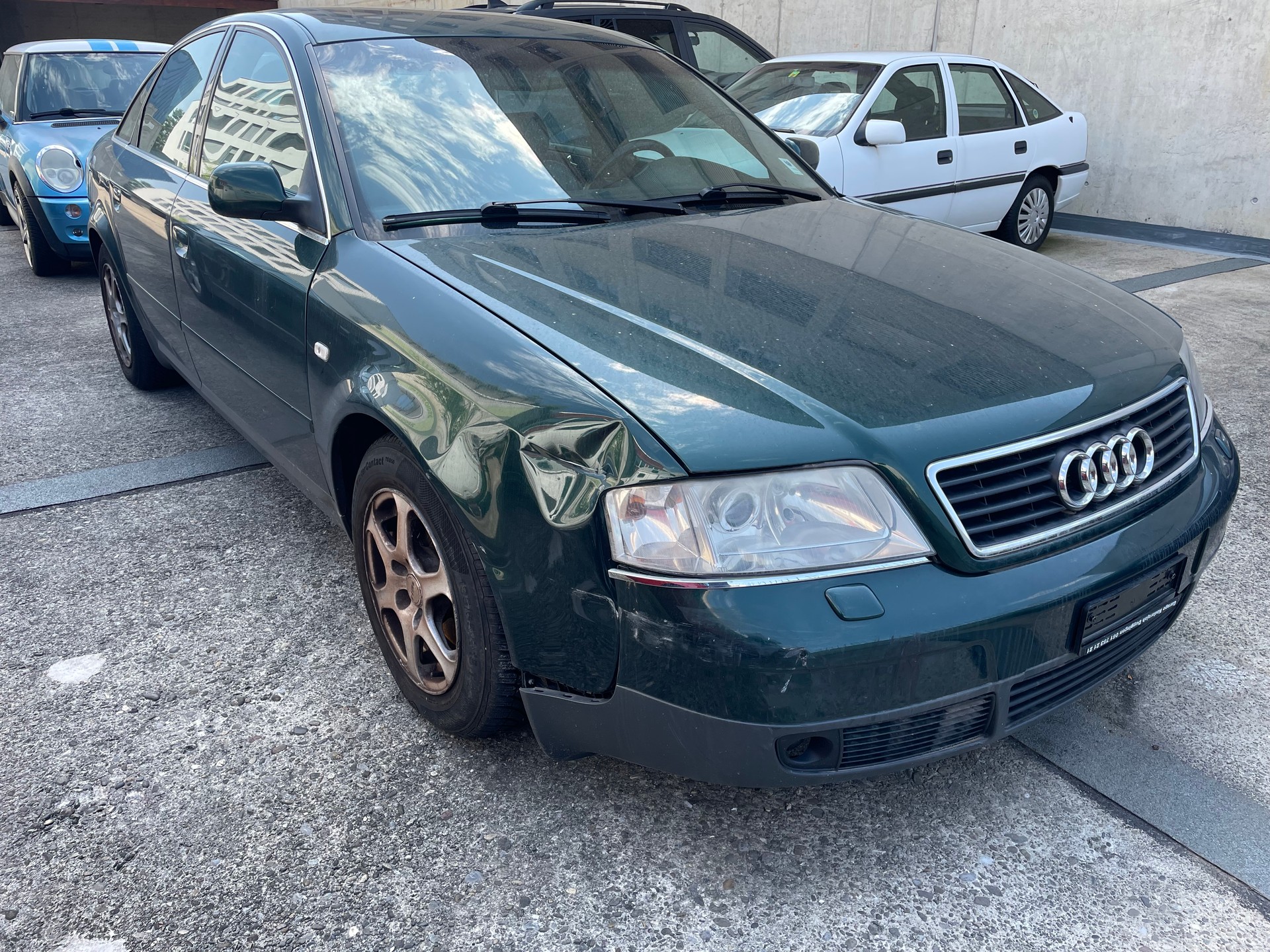 AUDI A6-image-12