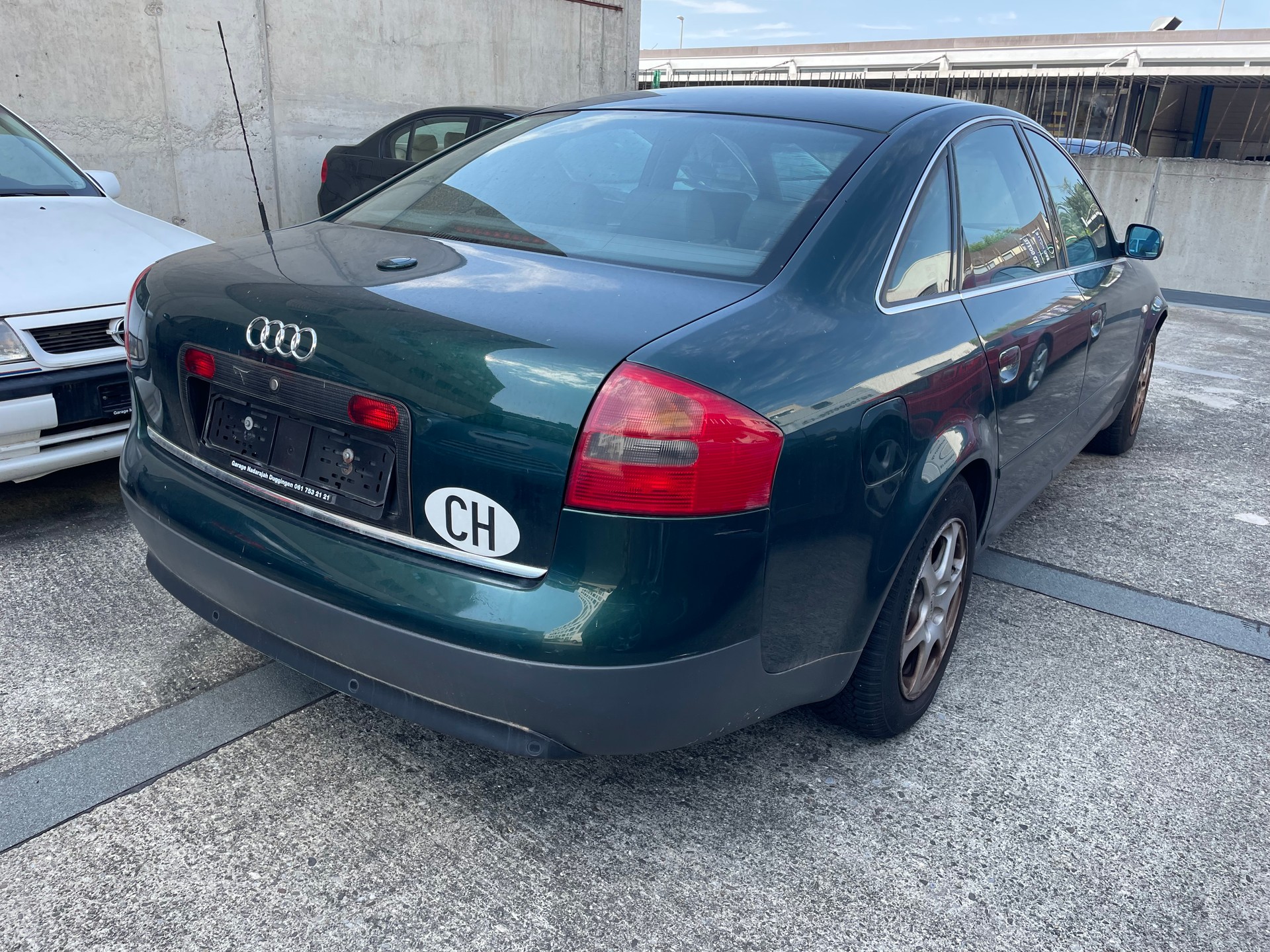 AUDI A6-image-9