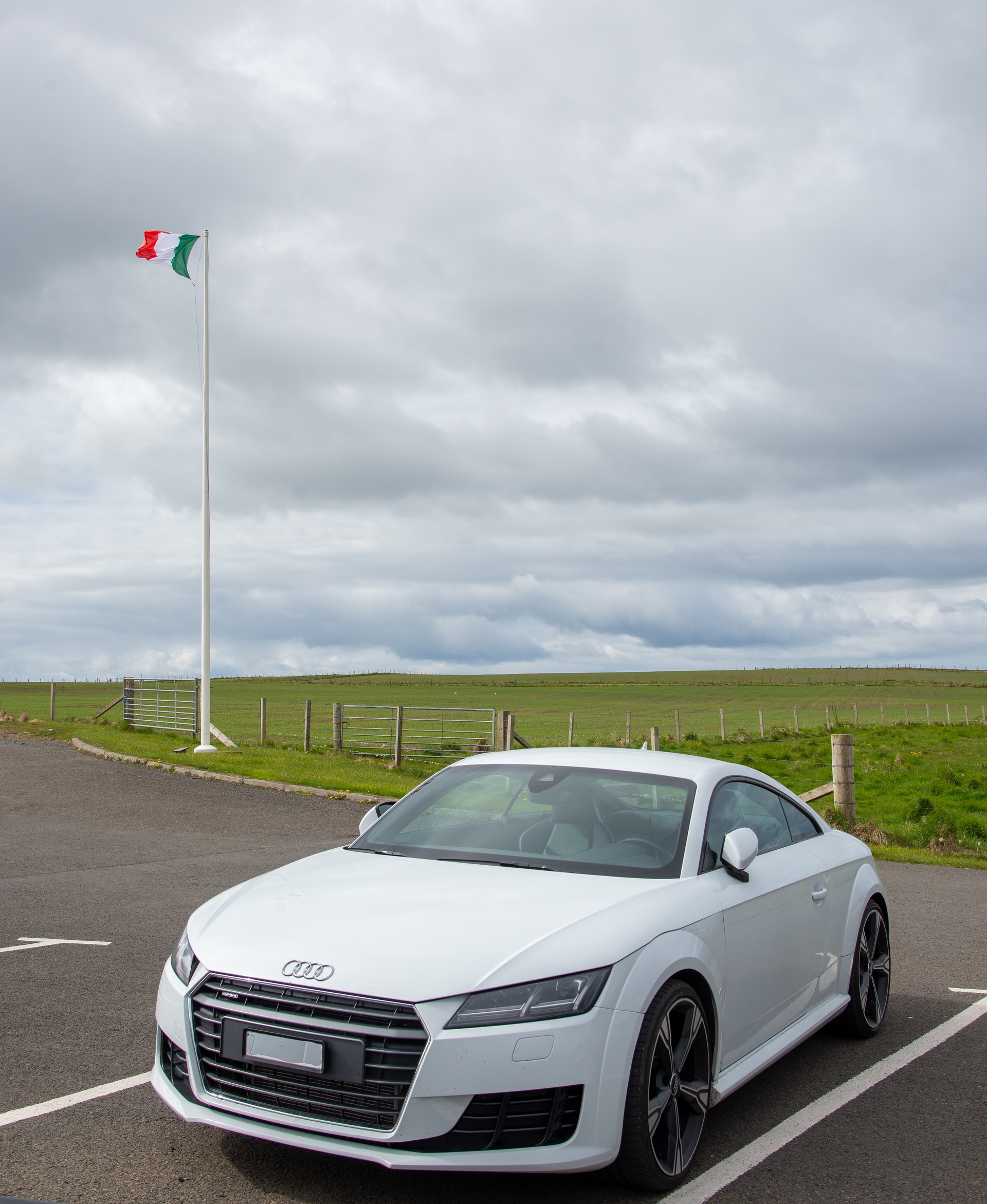 AUDI TT Coupé 2.0 TFSI quattro S-tronic-image-0