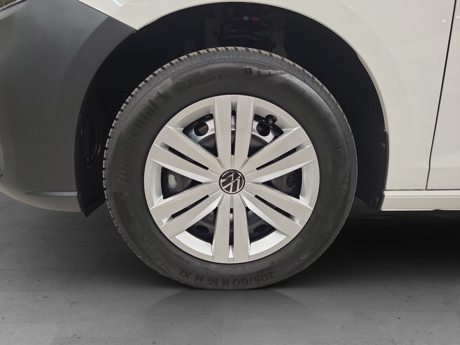 VW Caddy Maxi Kaw. 1.5 TSI 116 Entry-image-5