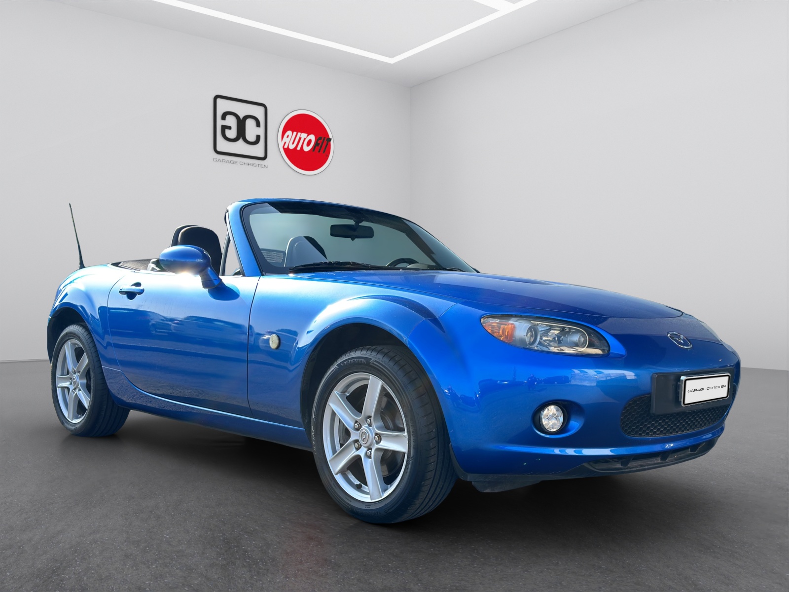 MAZDA MX-5 1.8i 16V Confort-image-1