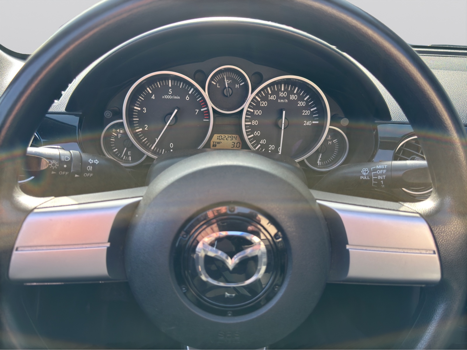 MAZDA MX-5 1.8i 16V Confort-image-12