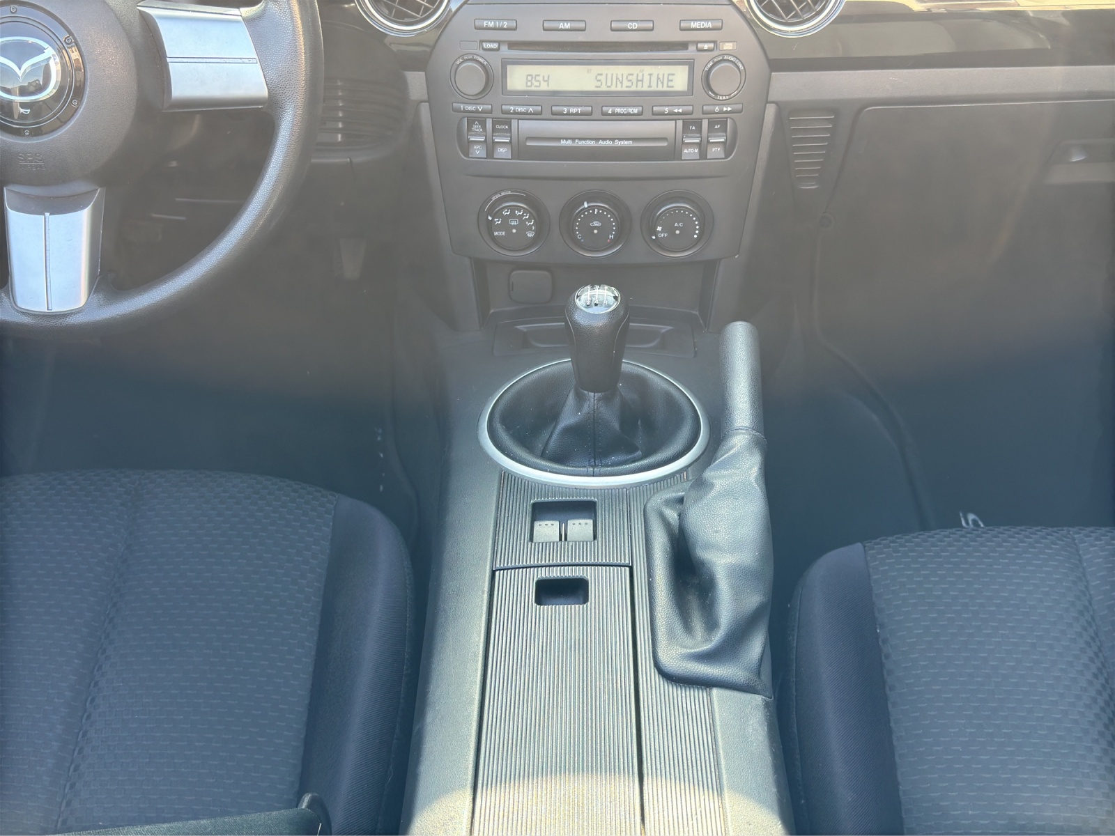 MAZDA MX-5 1.8i 16V Confort-image-13