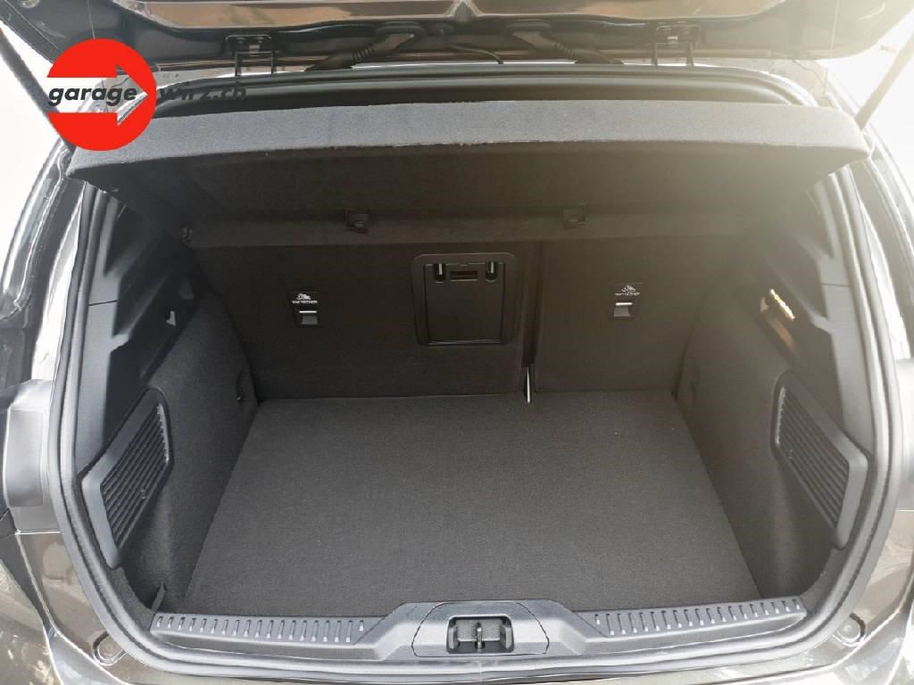 FORD Focus 1.0i EcoB Hybrid 155 ST-Line Style-image-8