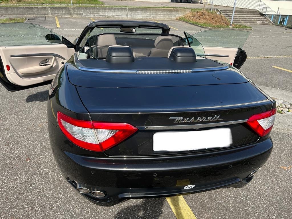 MASERATI GranCabrio Automatica-image-5