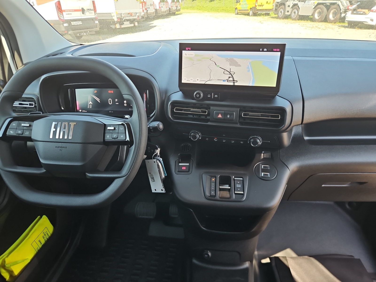FIAT Doblo 1.5 BlueHDi L2 950kg A-image-4