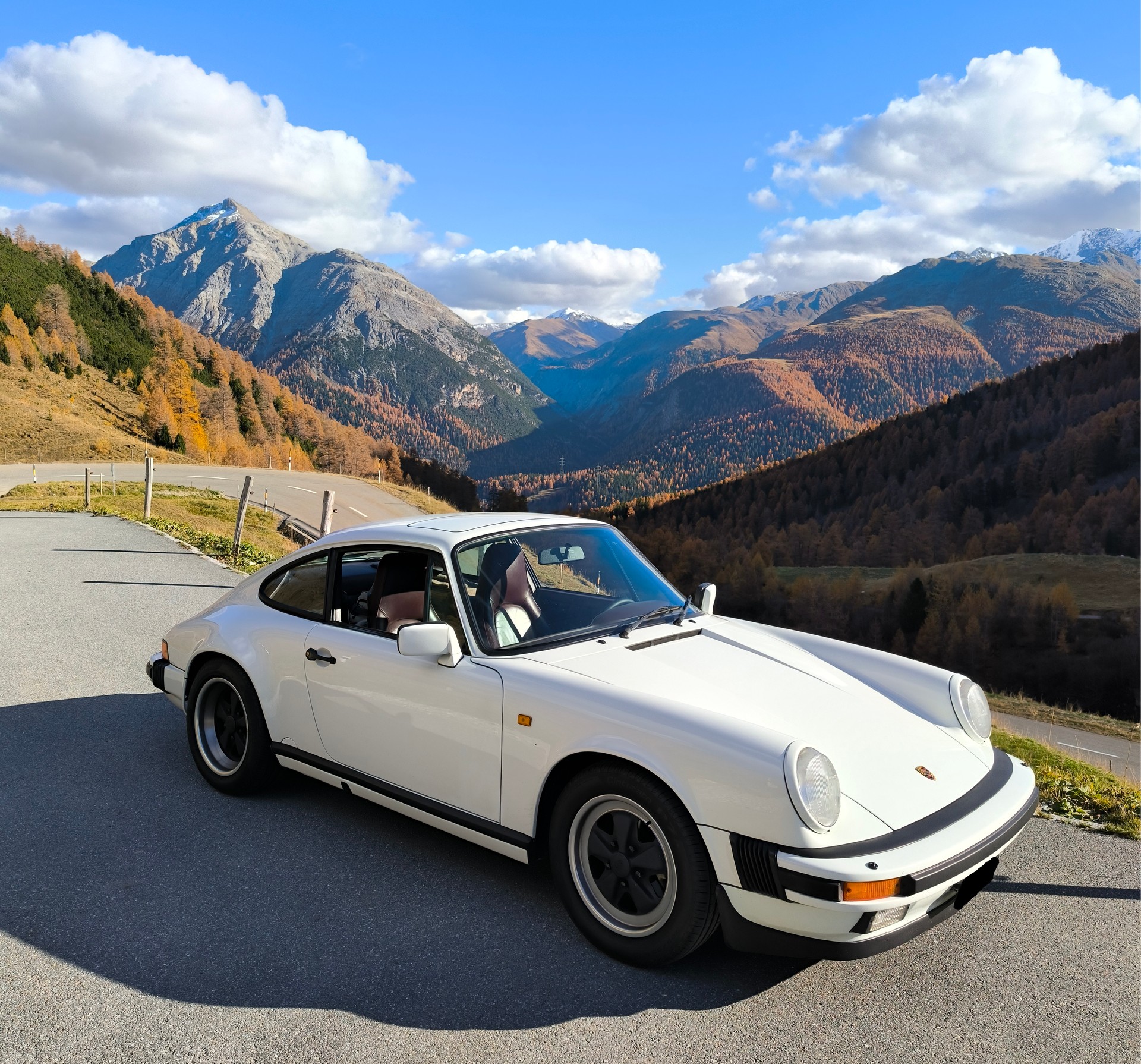 PORSCHE 911 Carrera 3.2