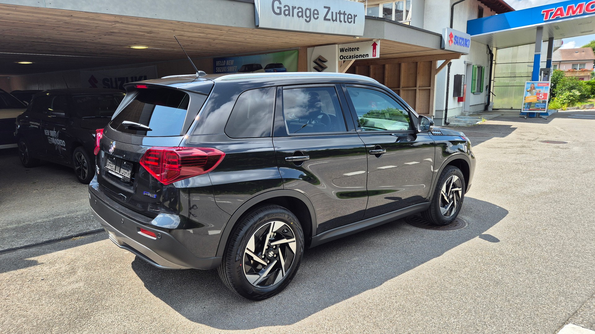 SUZUKI Vitara 1.5 Hybrid Compact Top 4x4 AGS-image-4