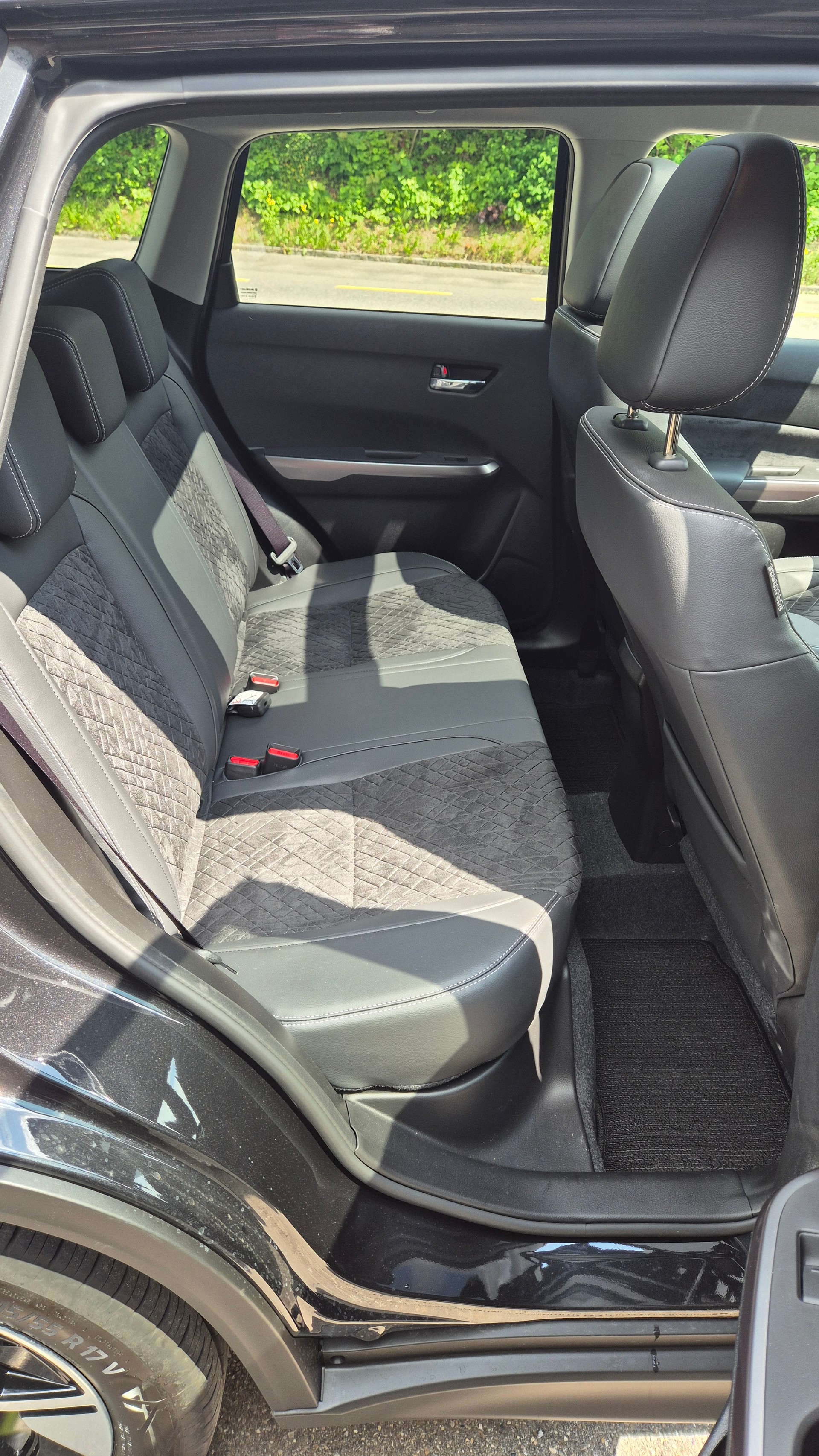 SUZUKI Vitara 1.5 Hybrid Compact Top 4x4 AGS-image-8