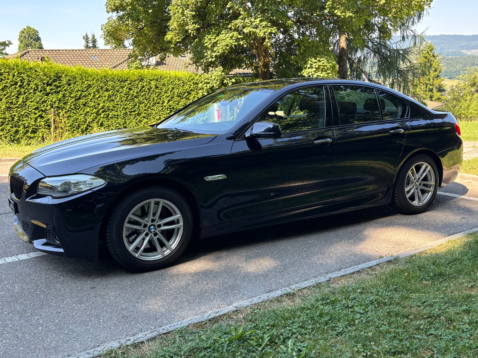 BMW 525d M Sportpaket/ frisch ab MFK-image-1