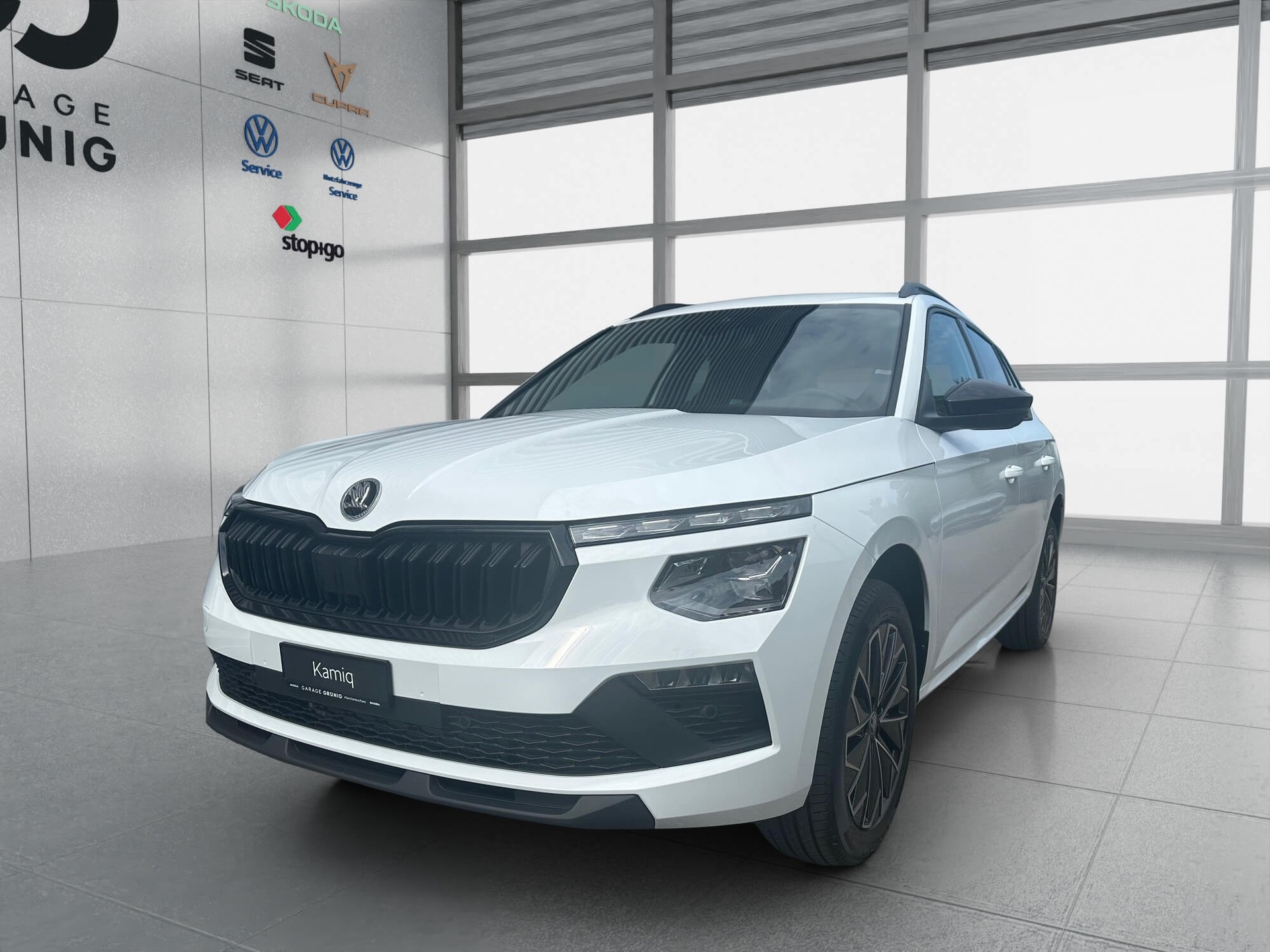 SKODA Kamiq 1.0 TSI Dynamic DSG-image-0