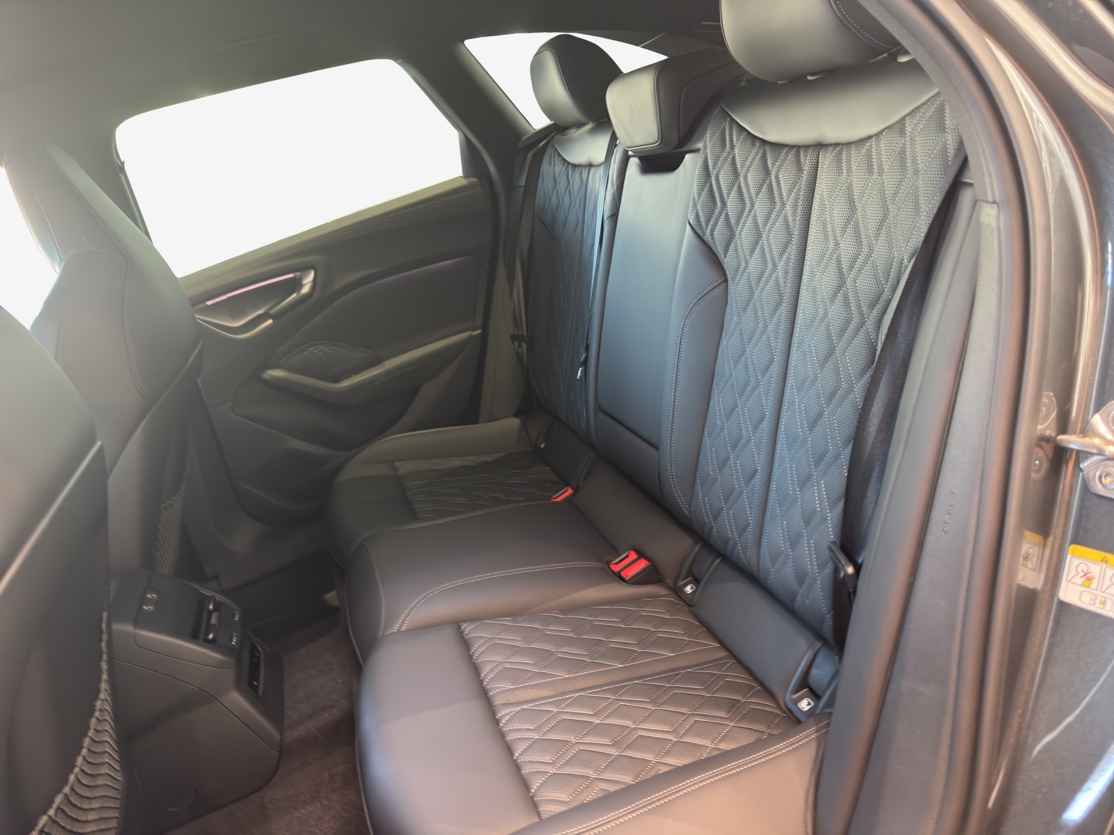 AUDI S5 Avant TFSI quattro S tronic-image-10