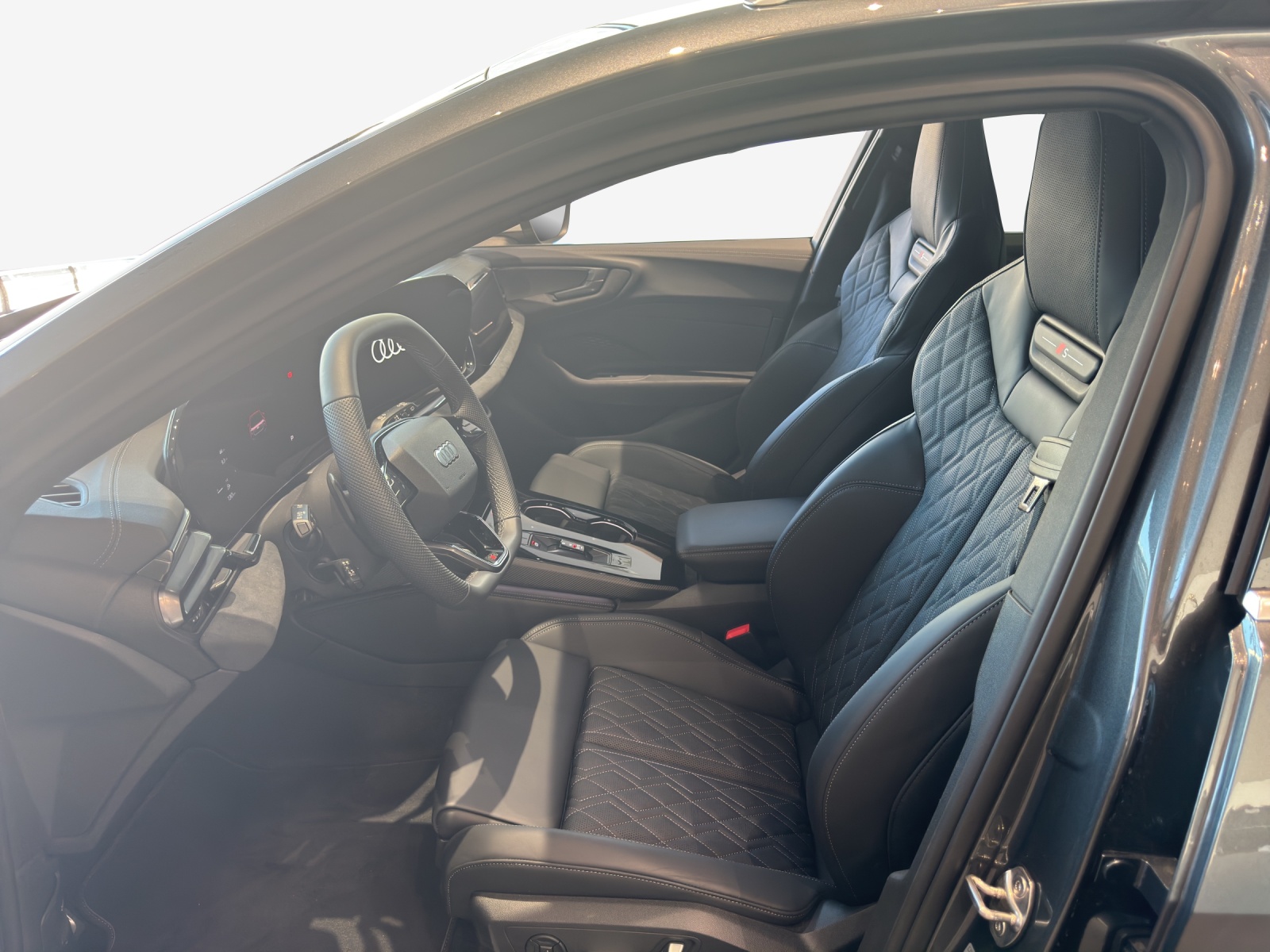 AUDI S5 Avant TFSI quattro S tronic-image-6