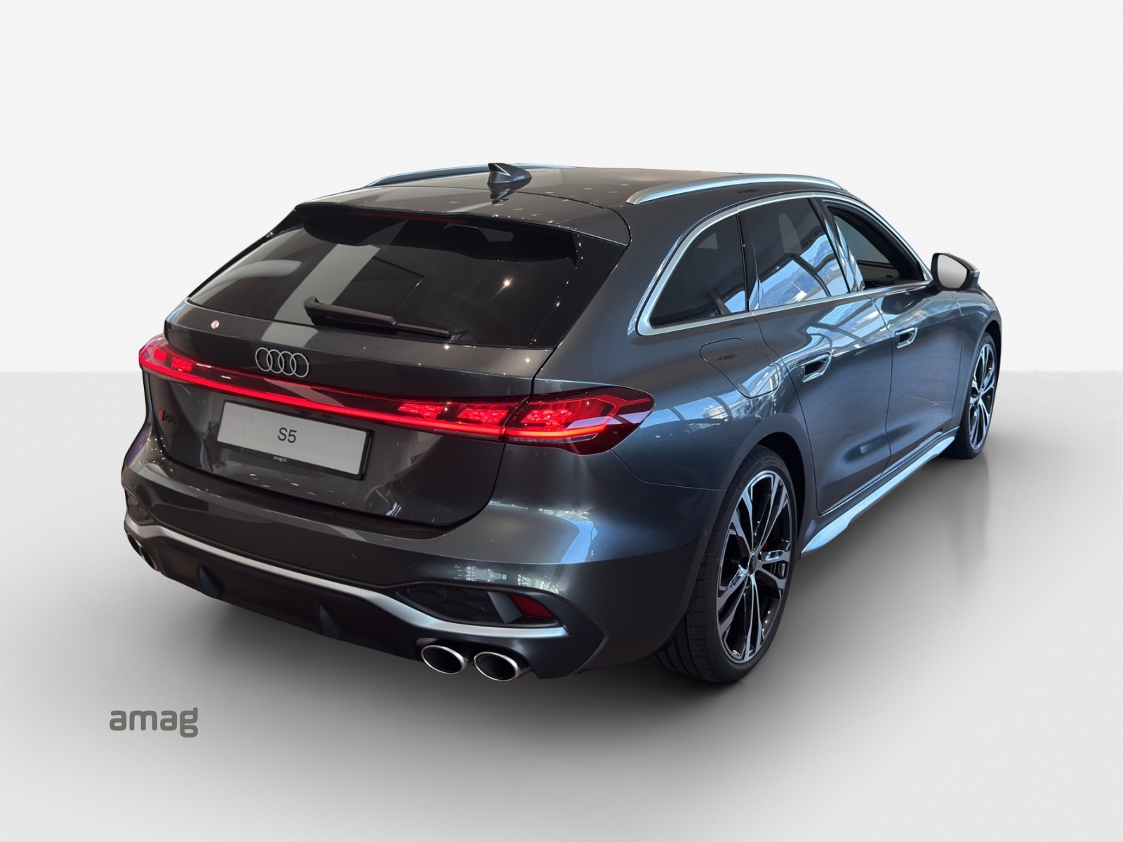 AUDI S5 Avant TFSI quattro S tronic-image-4