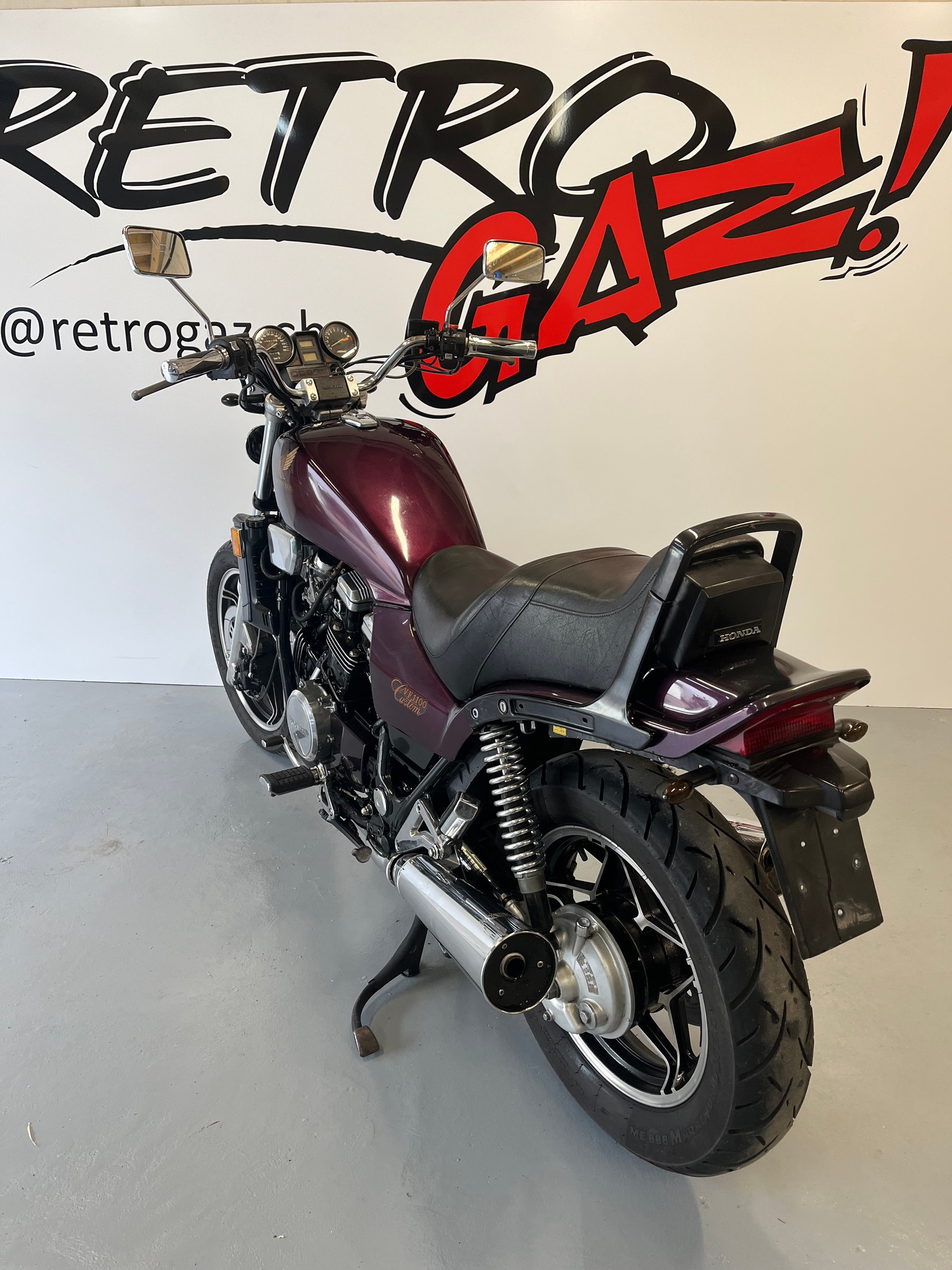 HONDA VF 1100 C E-image-5