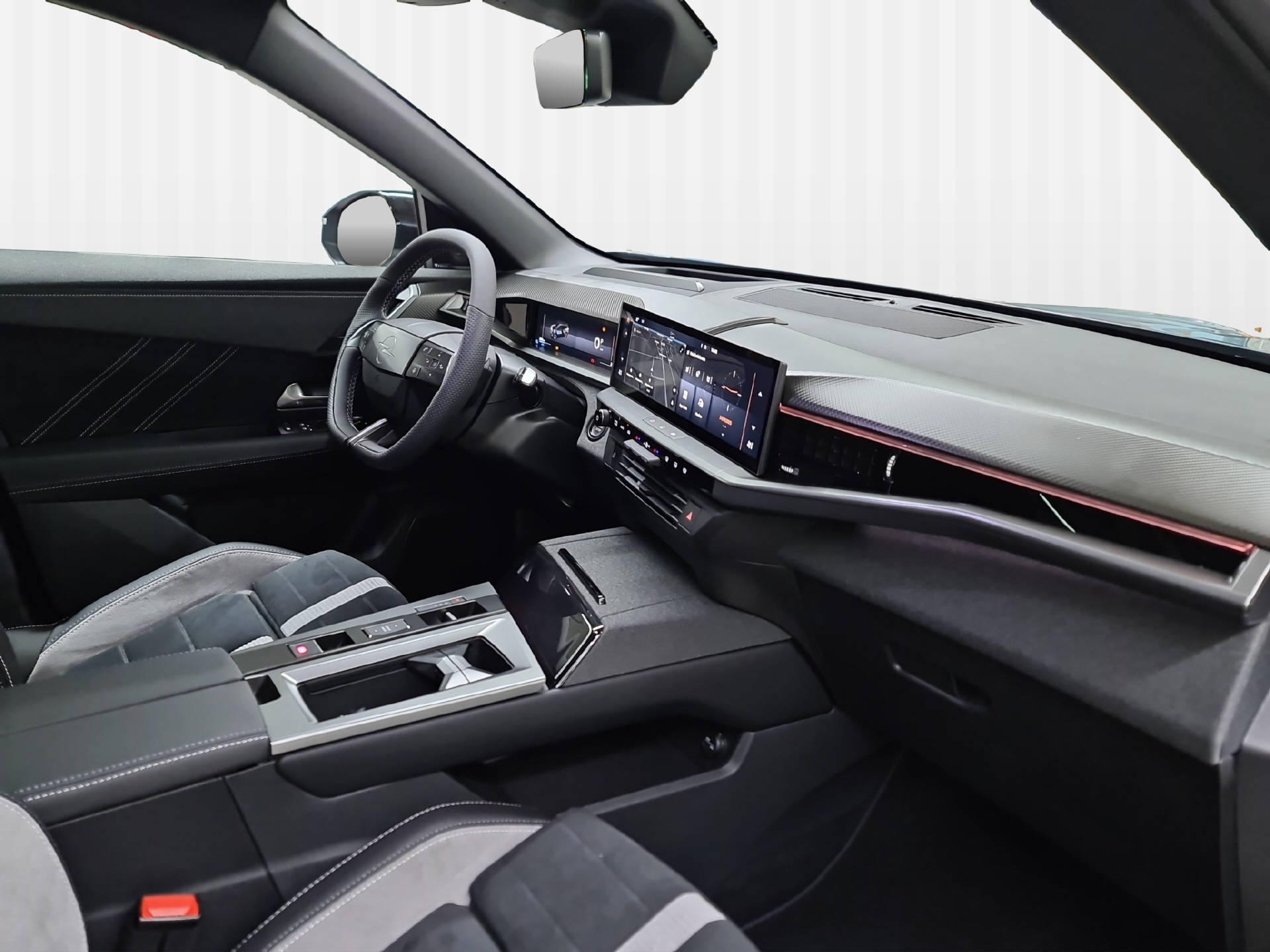 OPEL Grandland-e Ultimate AWD 325PS-image-11