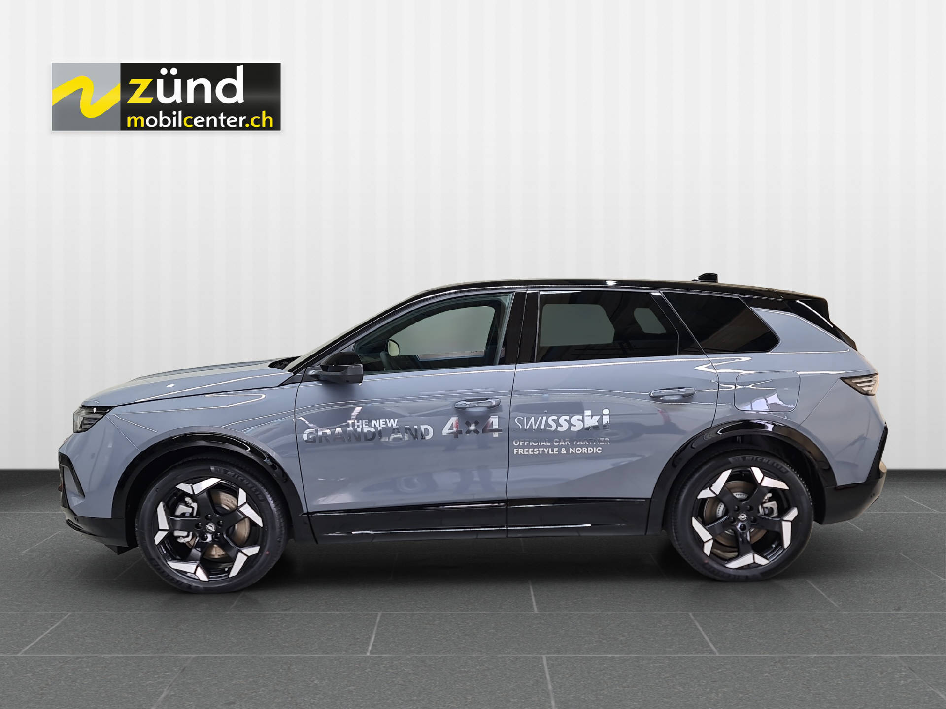 OPEL Grandland-e Ultimate AWD 325PS-image-1
