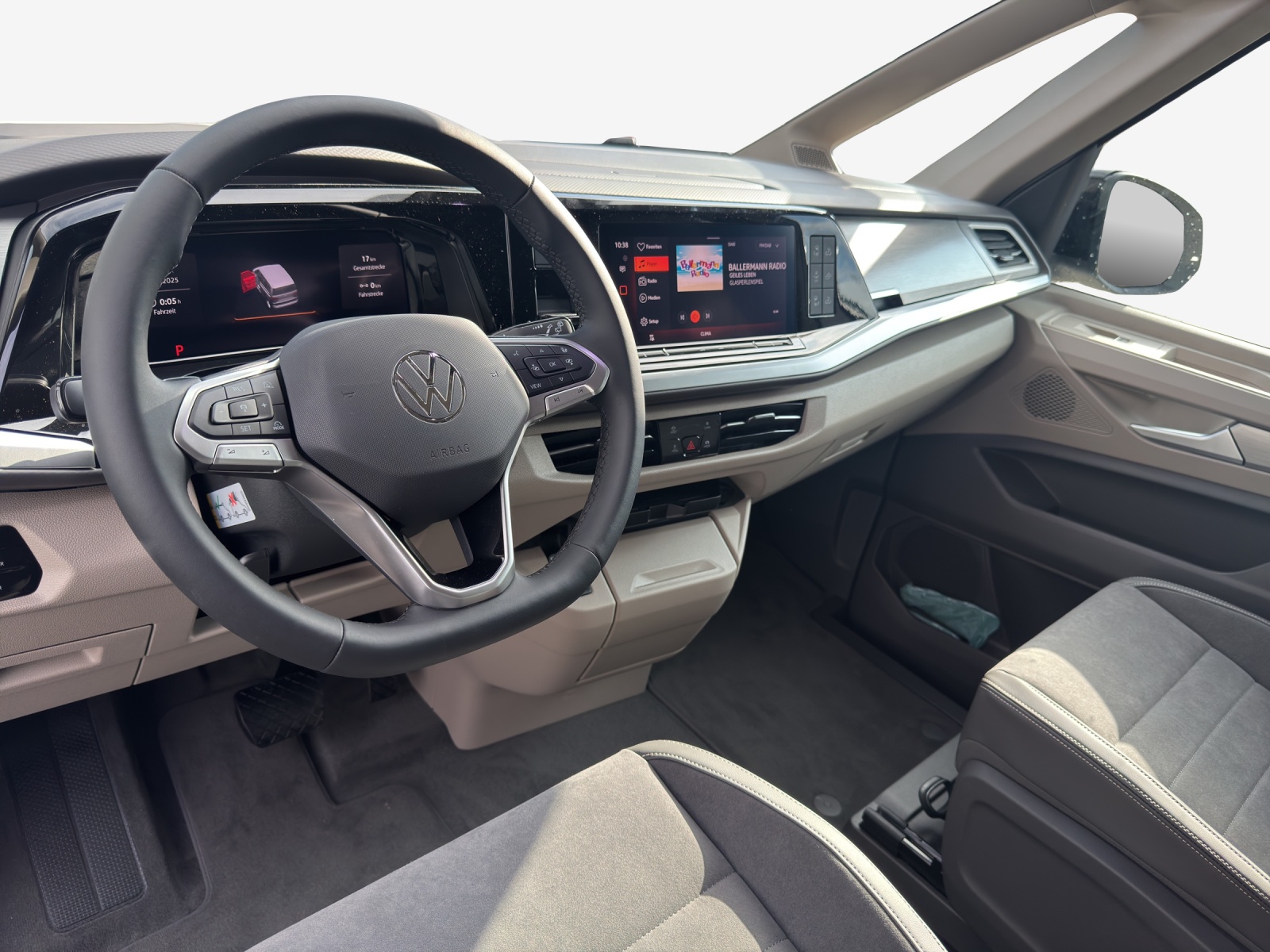 VW California eHybrid Ocean Liberty 4Motion-image-8