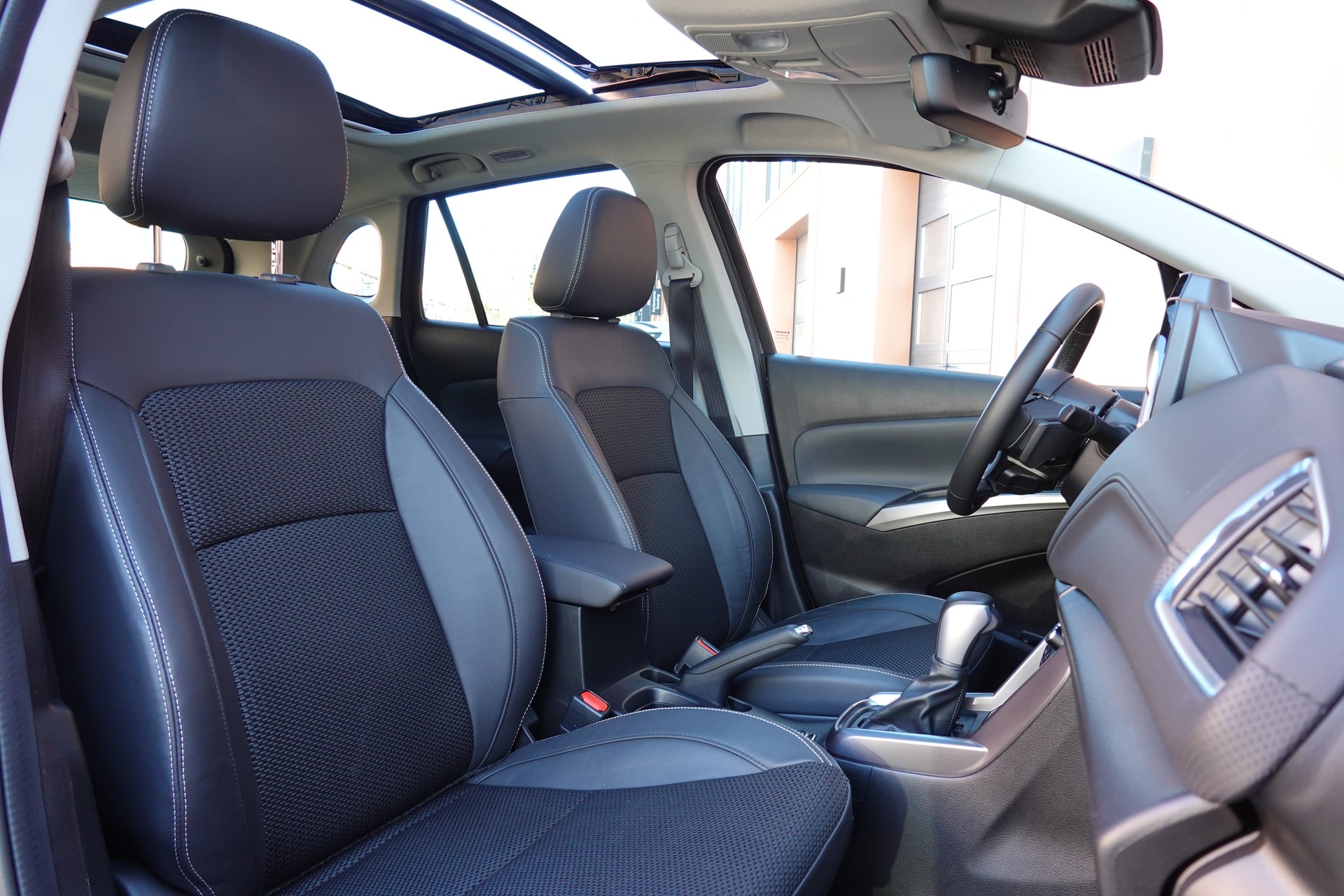 SUZUKI S-Cross 1.4 16V Compact Top MHD 4WD Automatic-image-22