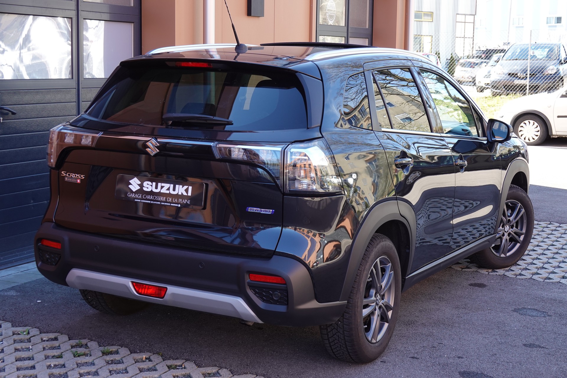 SUZUKI S-Cross 1.4 16V Compact Top MHD 4WD Automatic-image-4