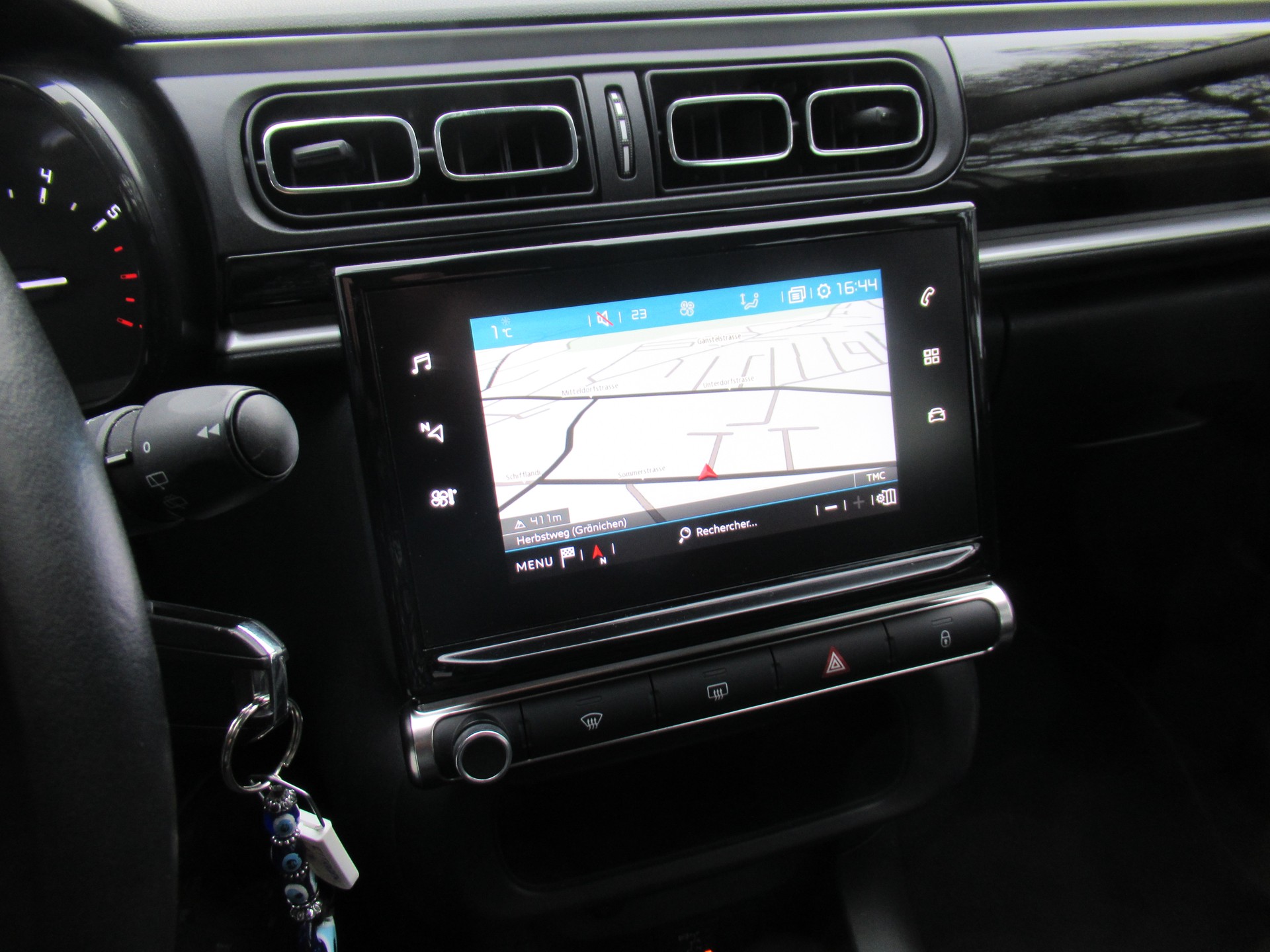 CITROEN C3 1.2i PureTech Shine EAT6-image-10