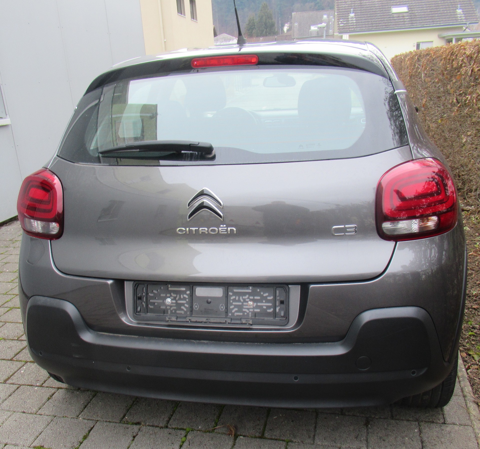 CITROEN C3 1.2i PureTech Shine EAT6-image-5