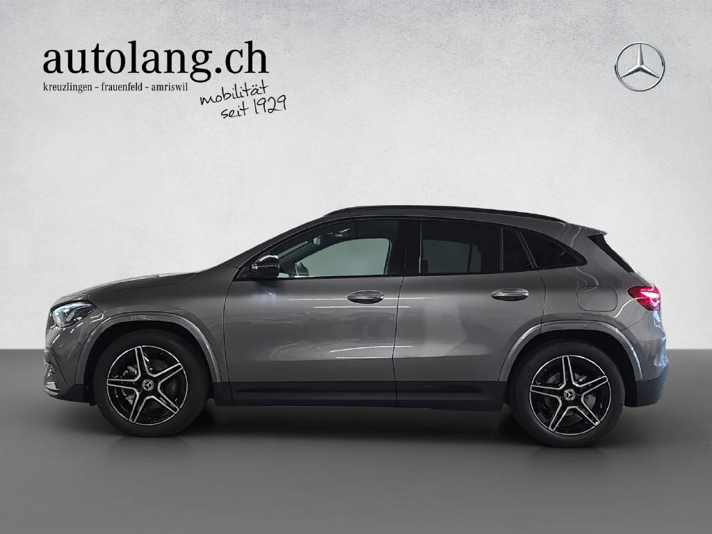 MERCEDES-BENZ GLA 200 AMG Line Night Star-showroom-element-1