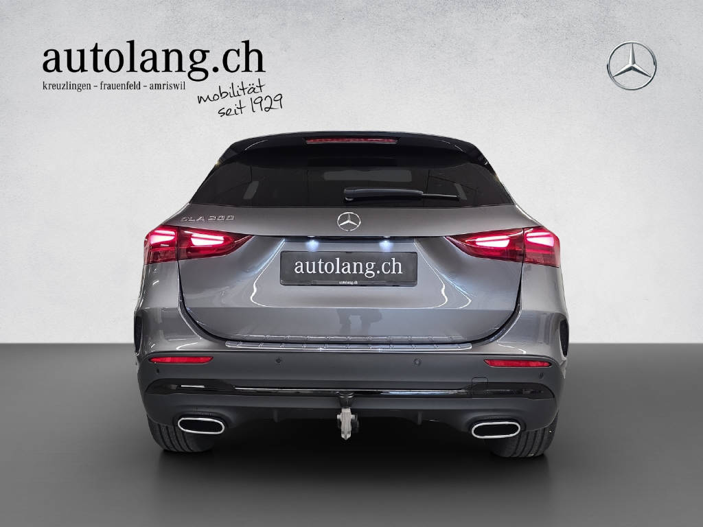 MERCEDES-BENZ GLA 200 AMG Line Night Star-image-15